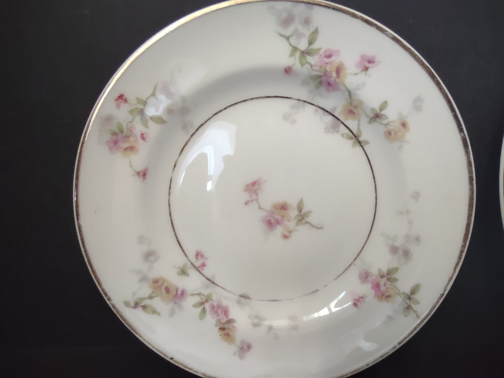 Haviland France Limoges 2 x Bread/Butter 1 x Dessert Plate (lot 1094)