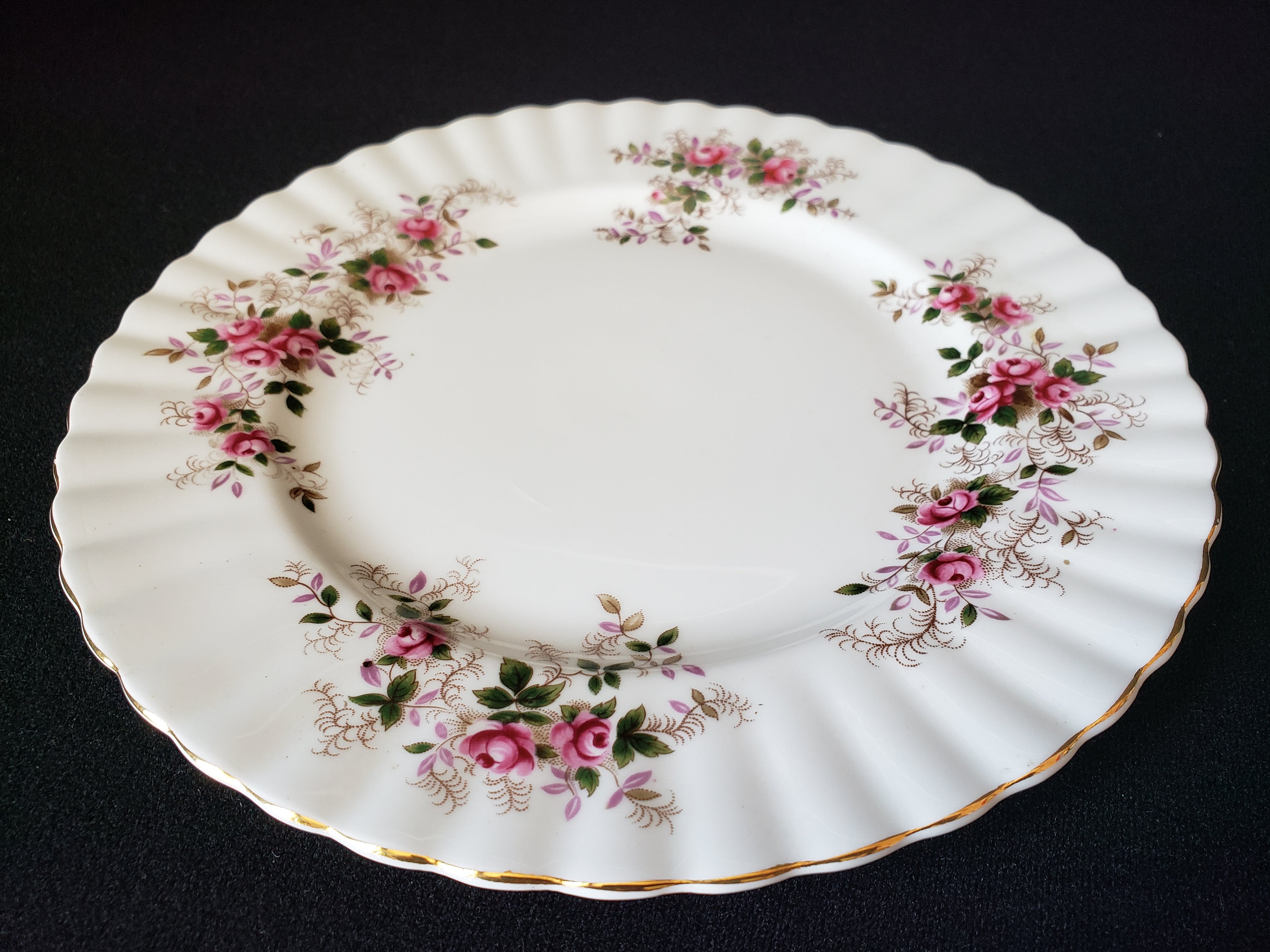 Vintage Royal Albert Salad Plate Lavender Rose 8-1/4" Bone China(lot 2045)