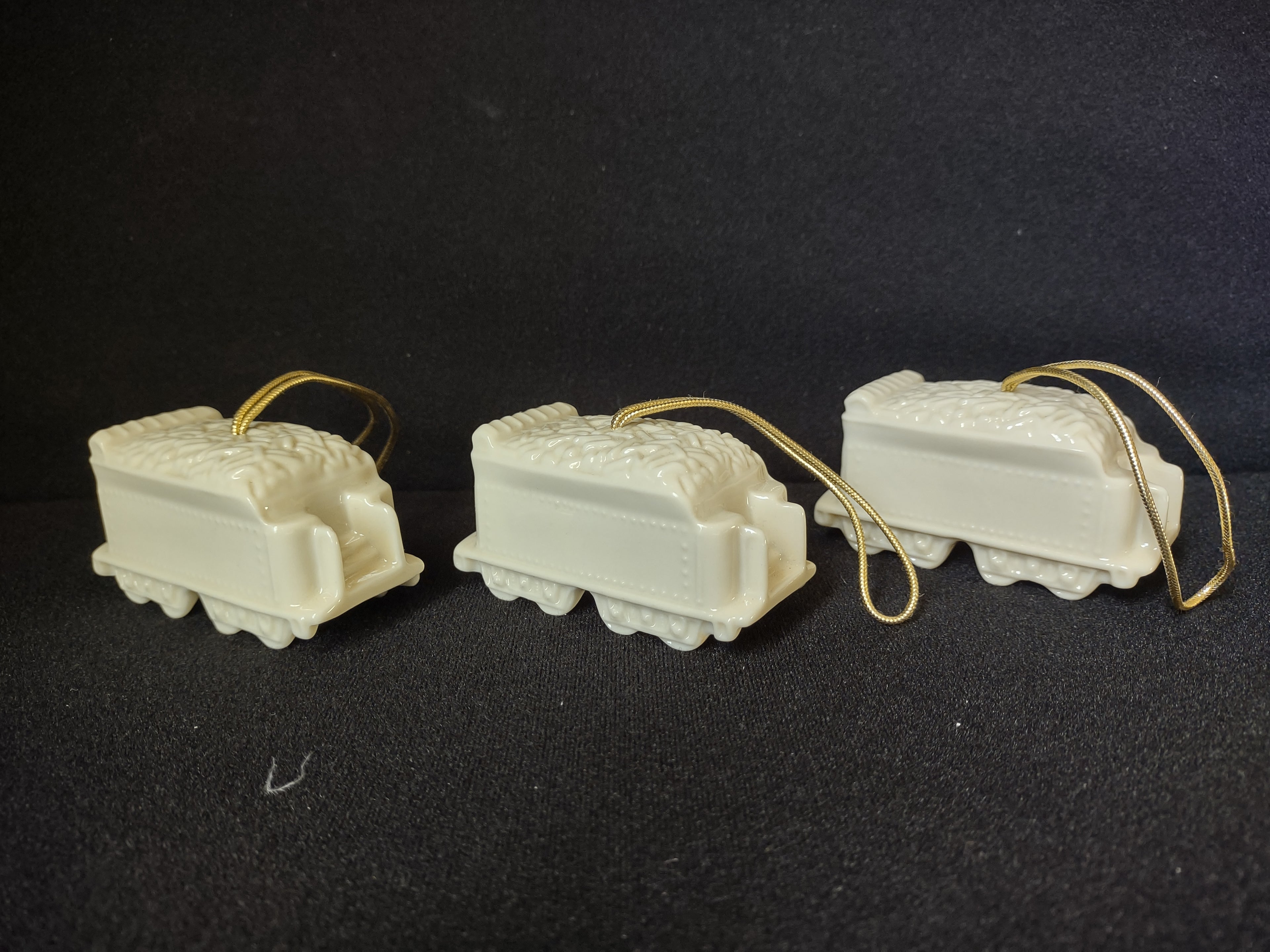 Lenox Set of 3 Train Christmas Ornament (lot 1655)