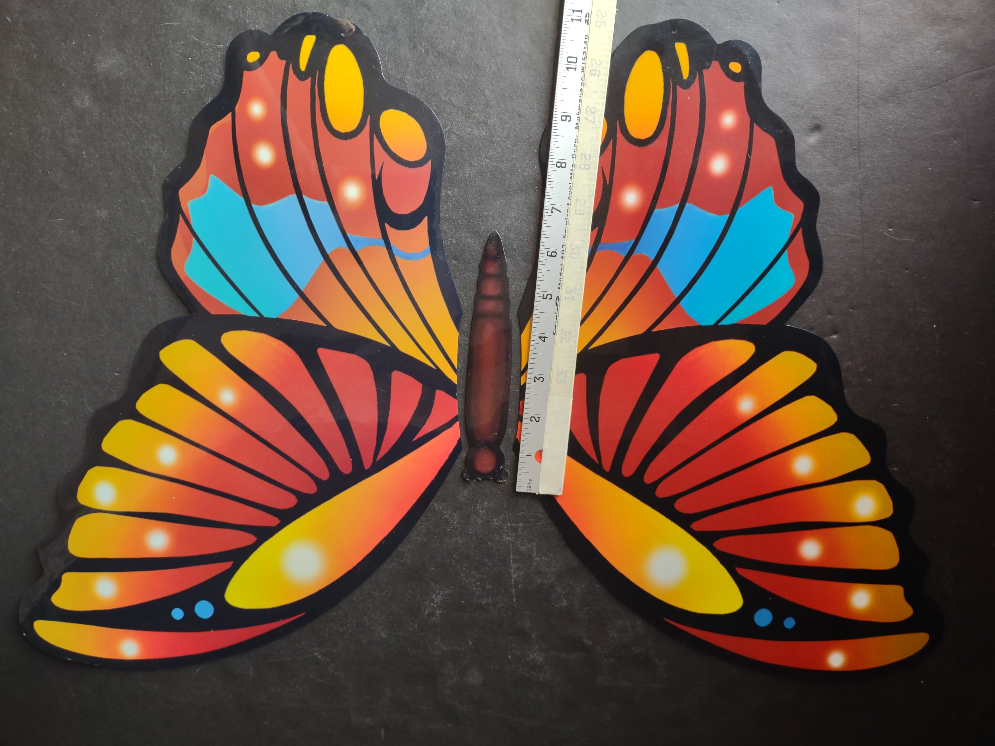 Magnetic Large Butterfly Wings 24 x 16 (lot 5036)