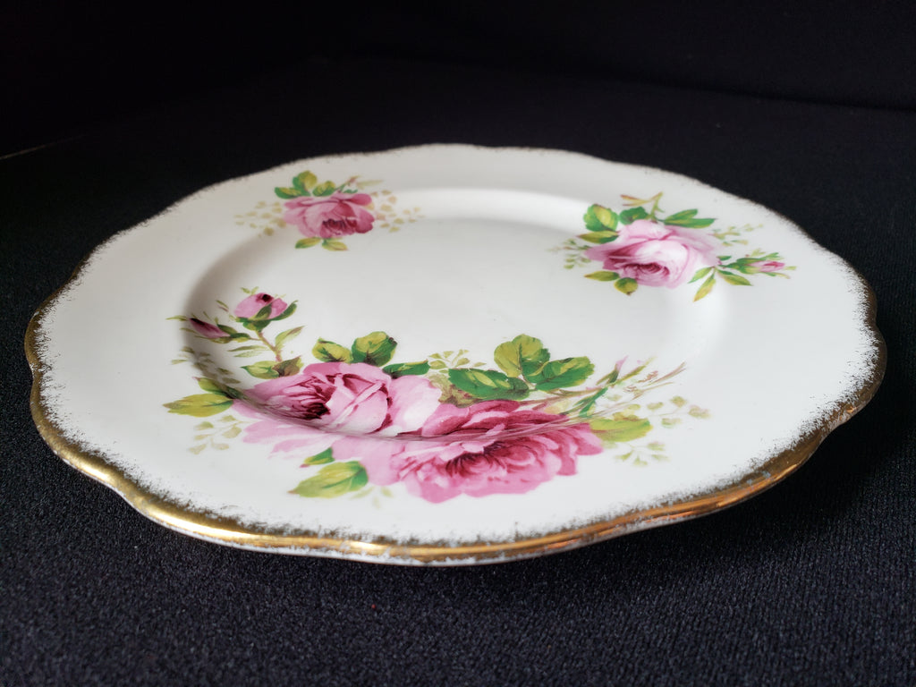 Vintage Royal Albert American Beauty Dessert or Salad Plate 8" (lot 2050)