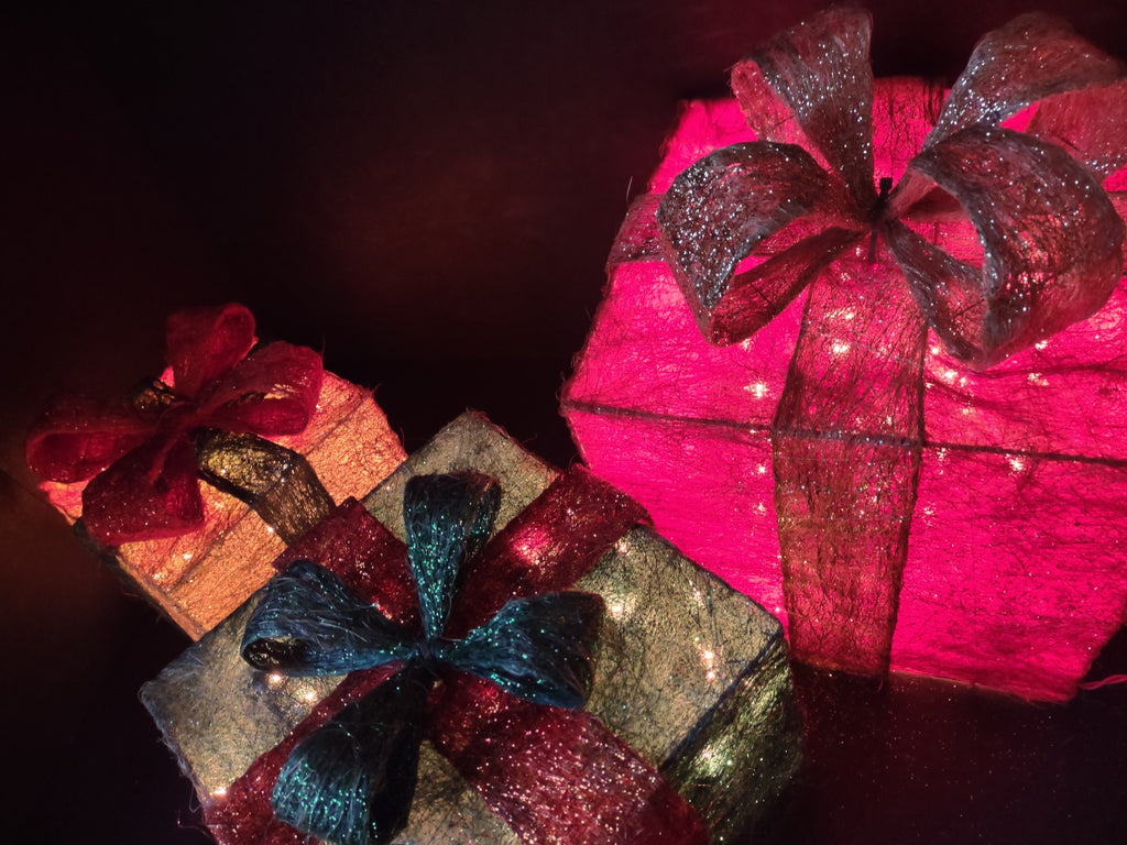 Christmas 3 Gift Box Set Multi-Color Sisal 140 Lights (lot 1390)