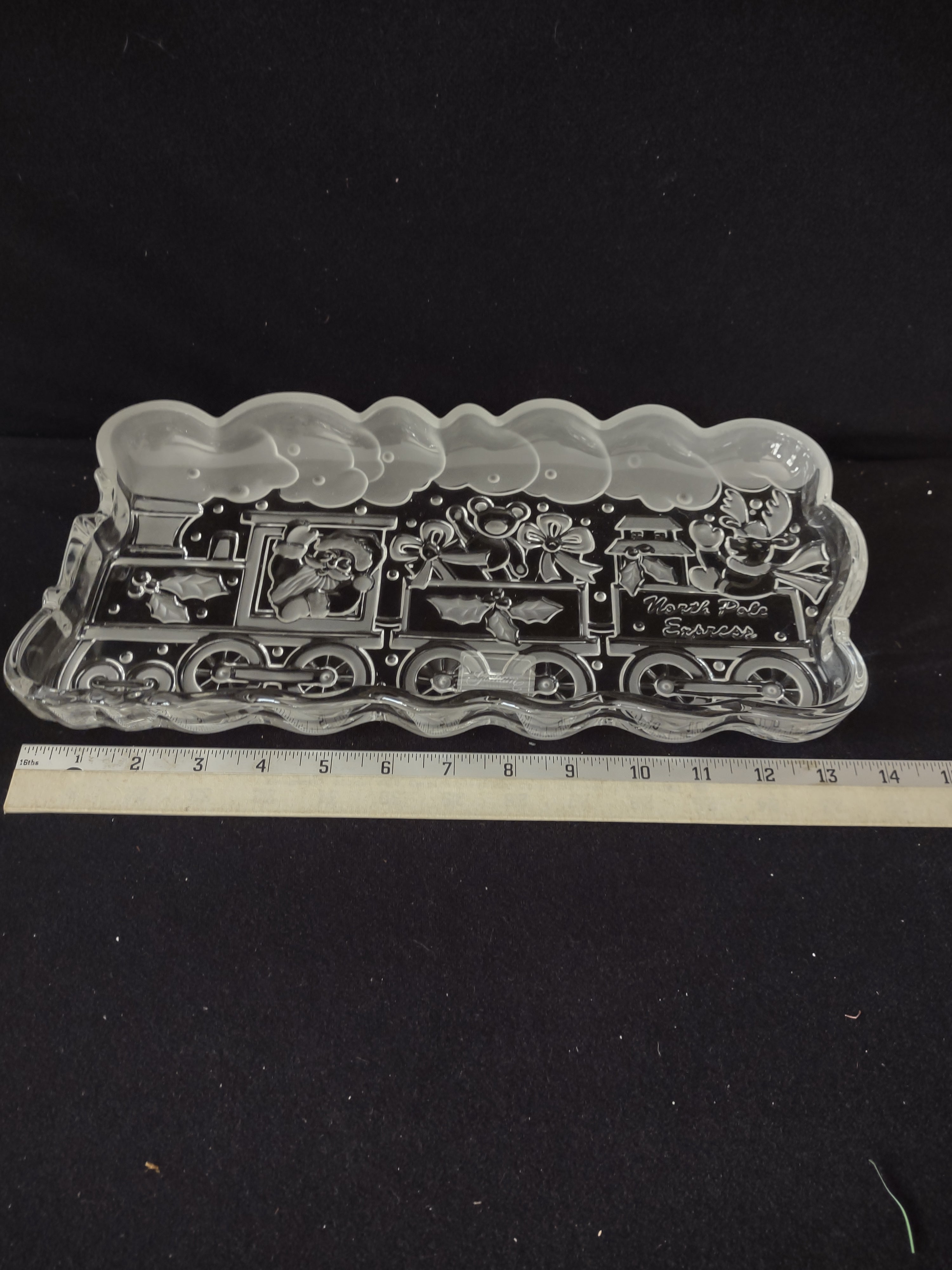 Vintage Christmas Gorham Santa North Pole Express Crystal Server (Lot 3759)