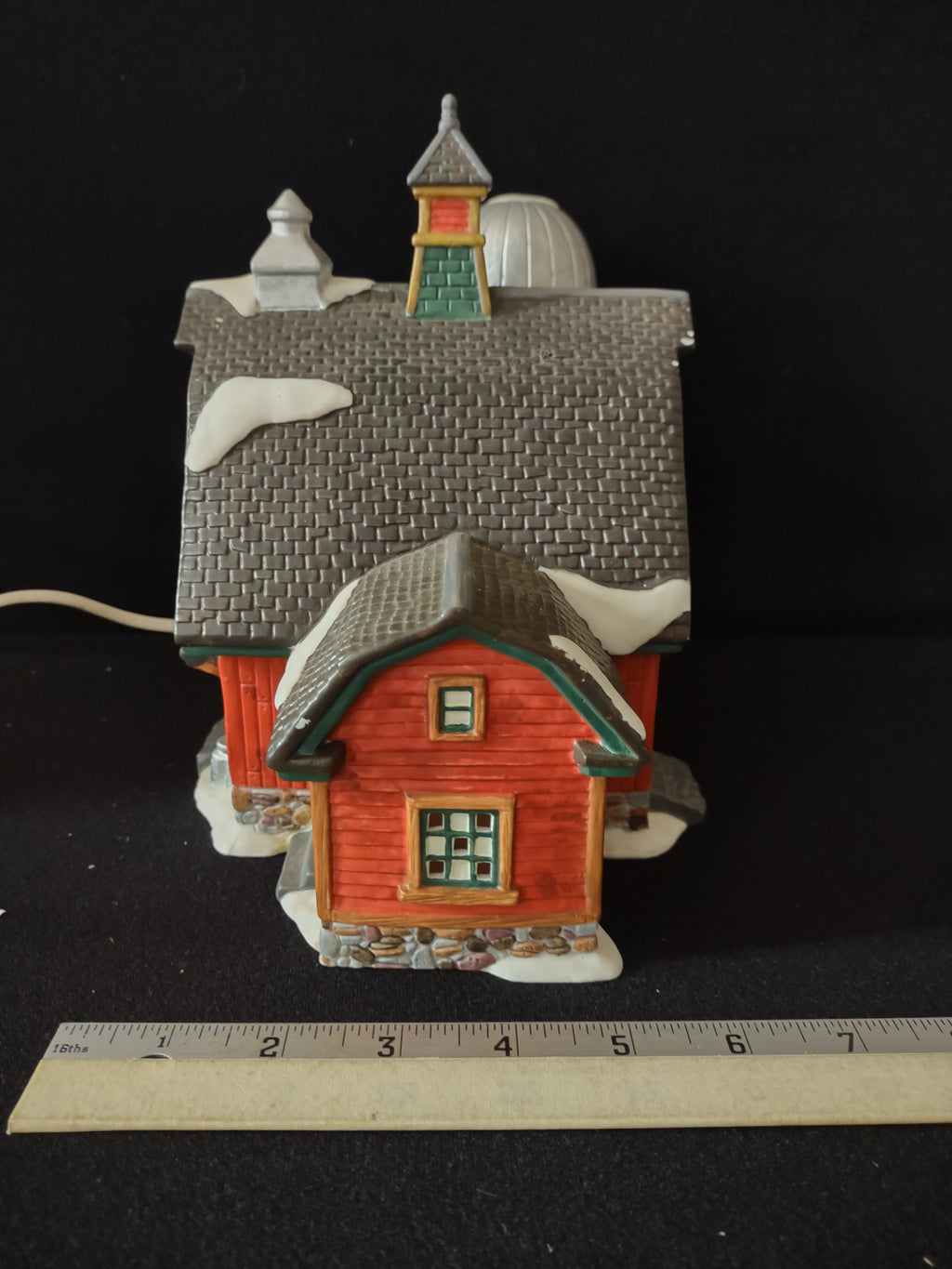 Vintage O'Well Lighted Red Barn Silo Christmas Village House (Lot 3681)