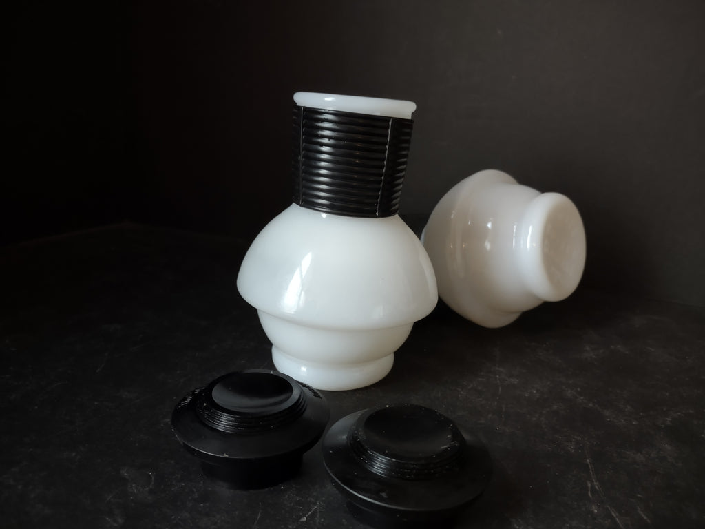 Vintage Mckee Hottle Carafe Glasbake Milk Glass x 2 with Lid (lot 5260)