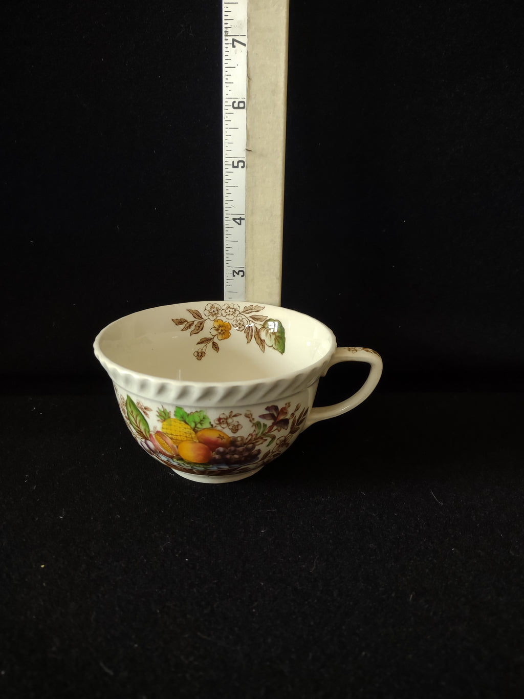 Vintage Johnson Brothers Teacup Pomona Windsor Ware Fruit Flower (Lot 5556)