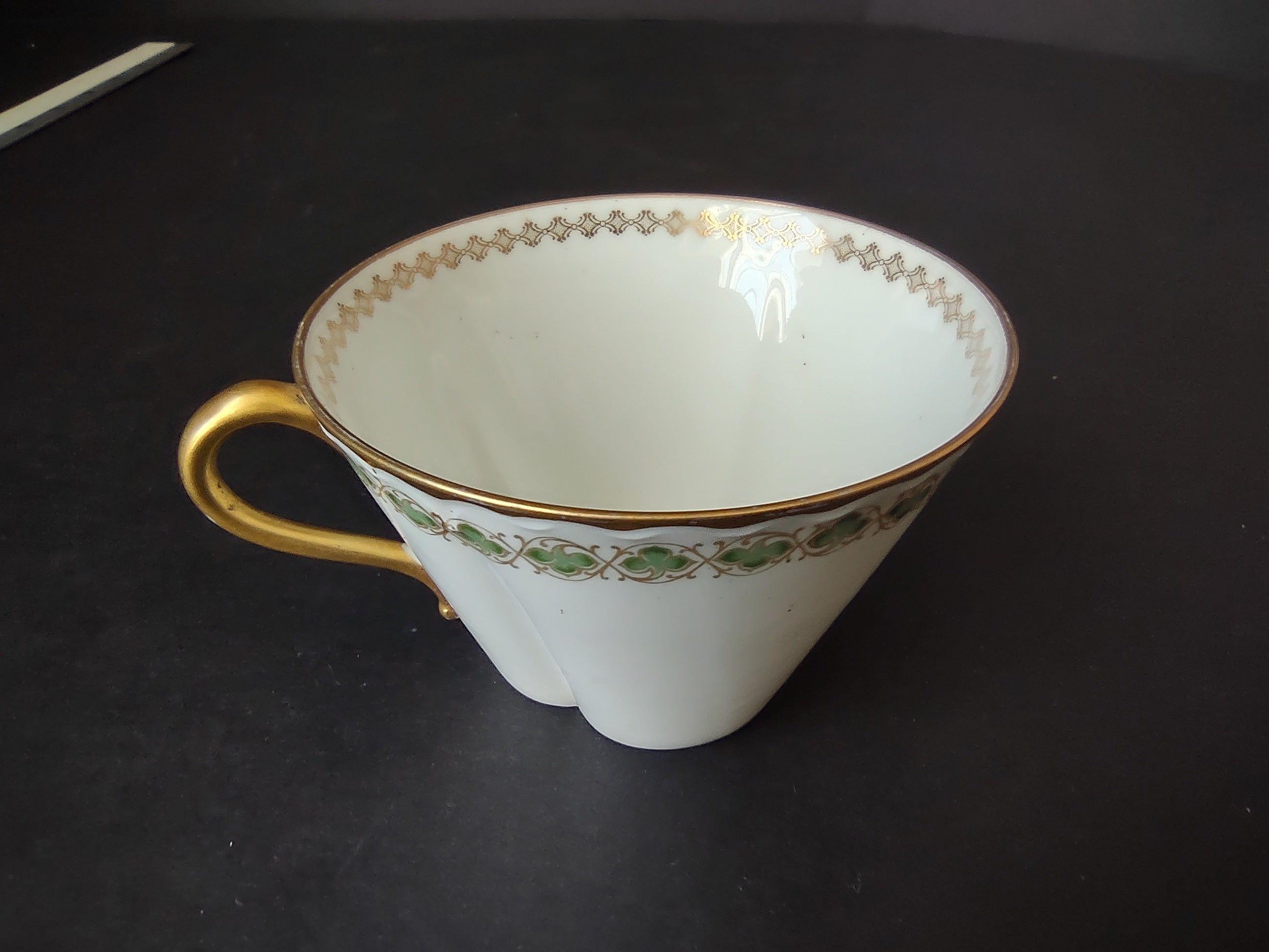 Haviland France Limoges Shamrock Cup ONLY White Green Gold (lot 1111)