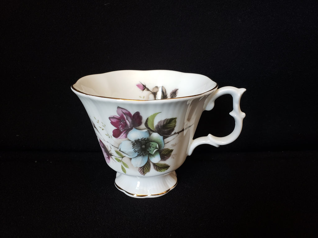 Vintage Royal Albert Magnolia Tea Cup ONLY (lot 2035)