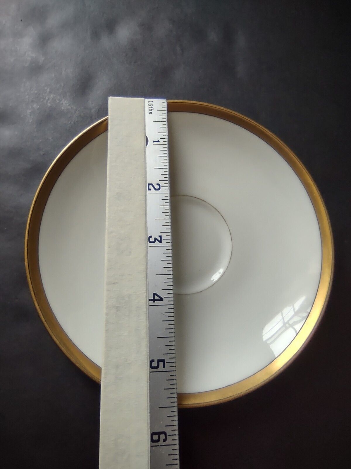 Haviland Limoges France Black & Gold Trim White 5-3/4" Saucer (lot 679)
