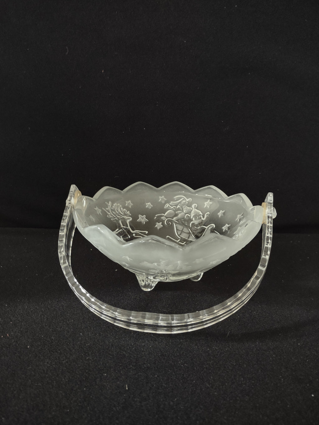 Mikasa Silent Night Crystal Basket Detachable Handle Santa Sleigh (Lot 3633)