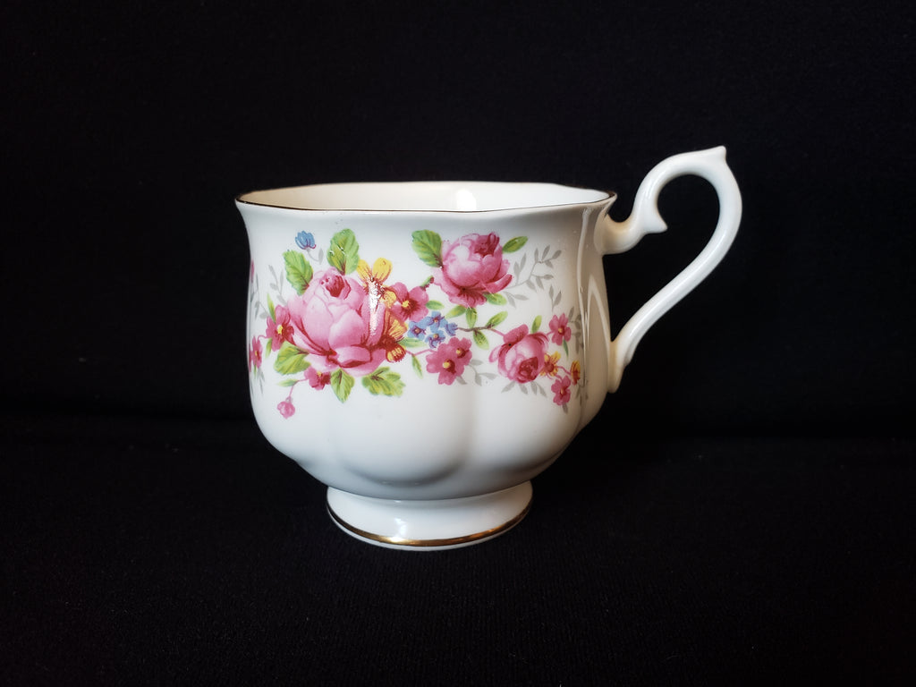 Vintage Royal Albert Rose Bouquet Saucer ONLY (lot 2034)
