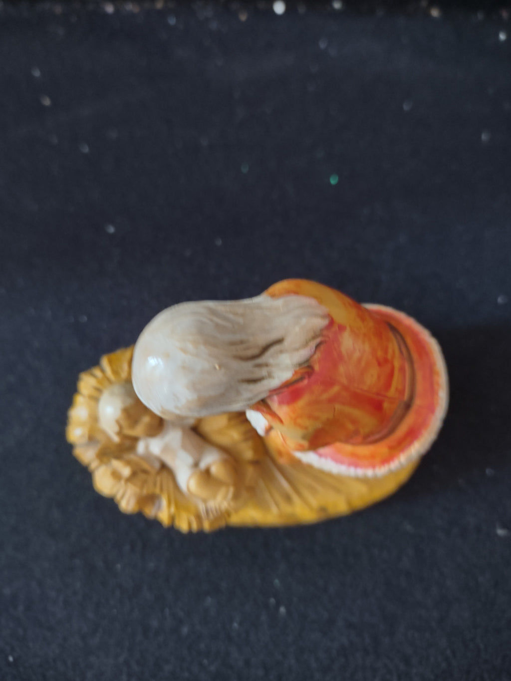 Vintage Christmas Fontanini Kneeling Santa Infant Jesus Figurine (Lot 3945)