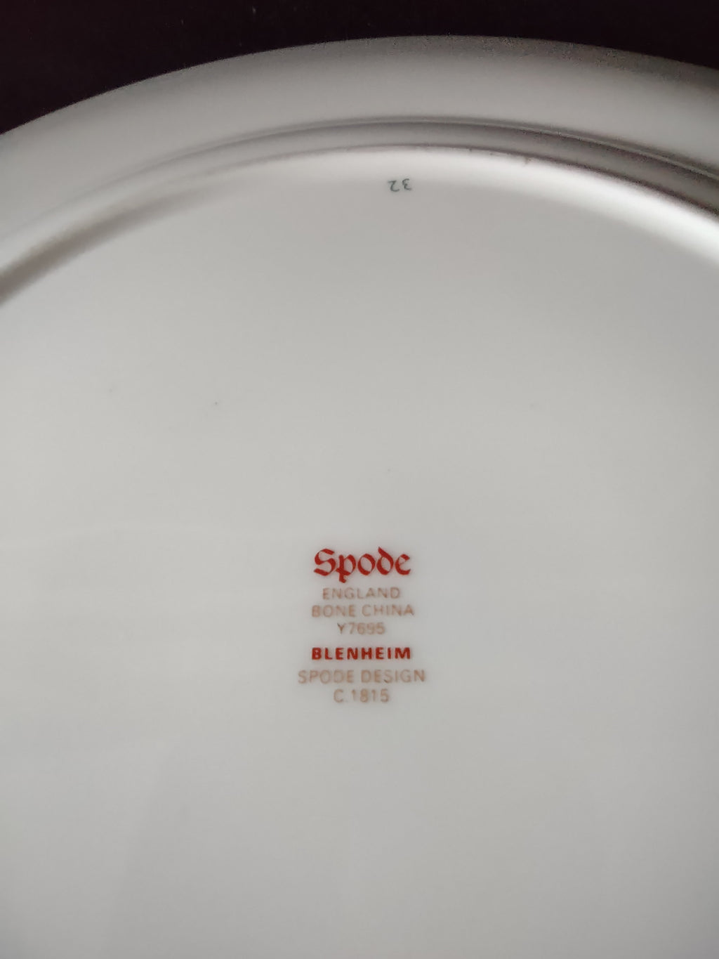 Vintage Spode Dinner Plate Blenheim #32 Bone China Gold Trim (Lot 5719)
