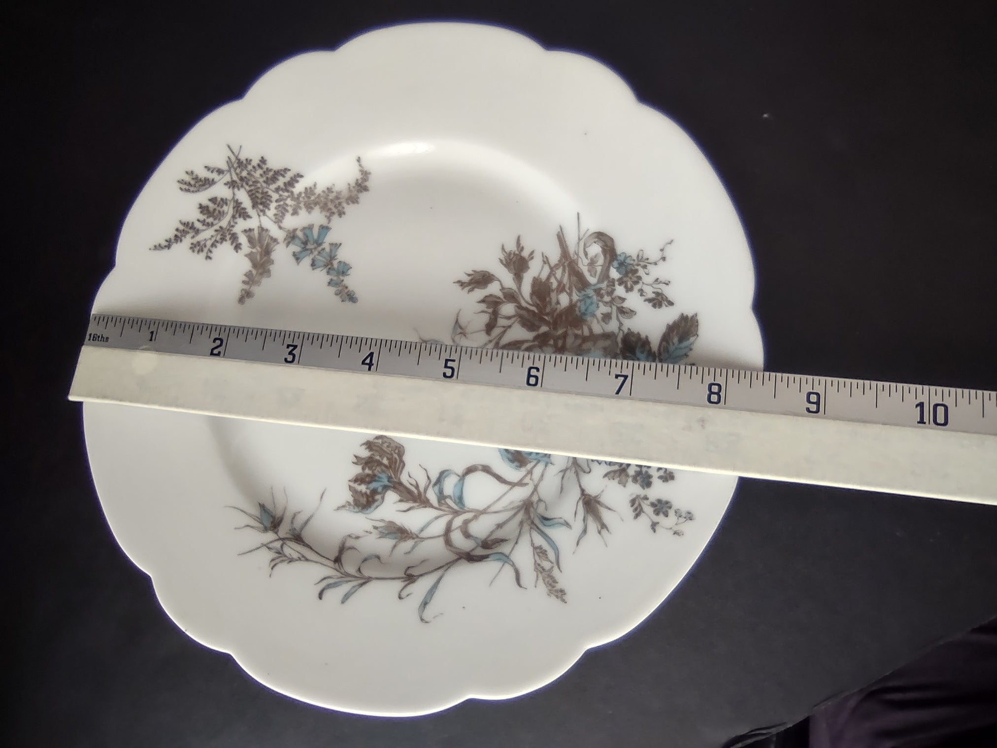 Antique Haviland Limoges Blue Flower Fern Luncheon/Salad Plate 8-1/2" (lot 958)