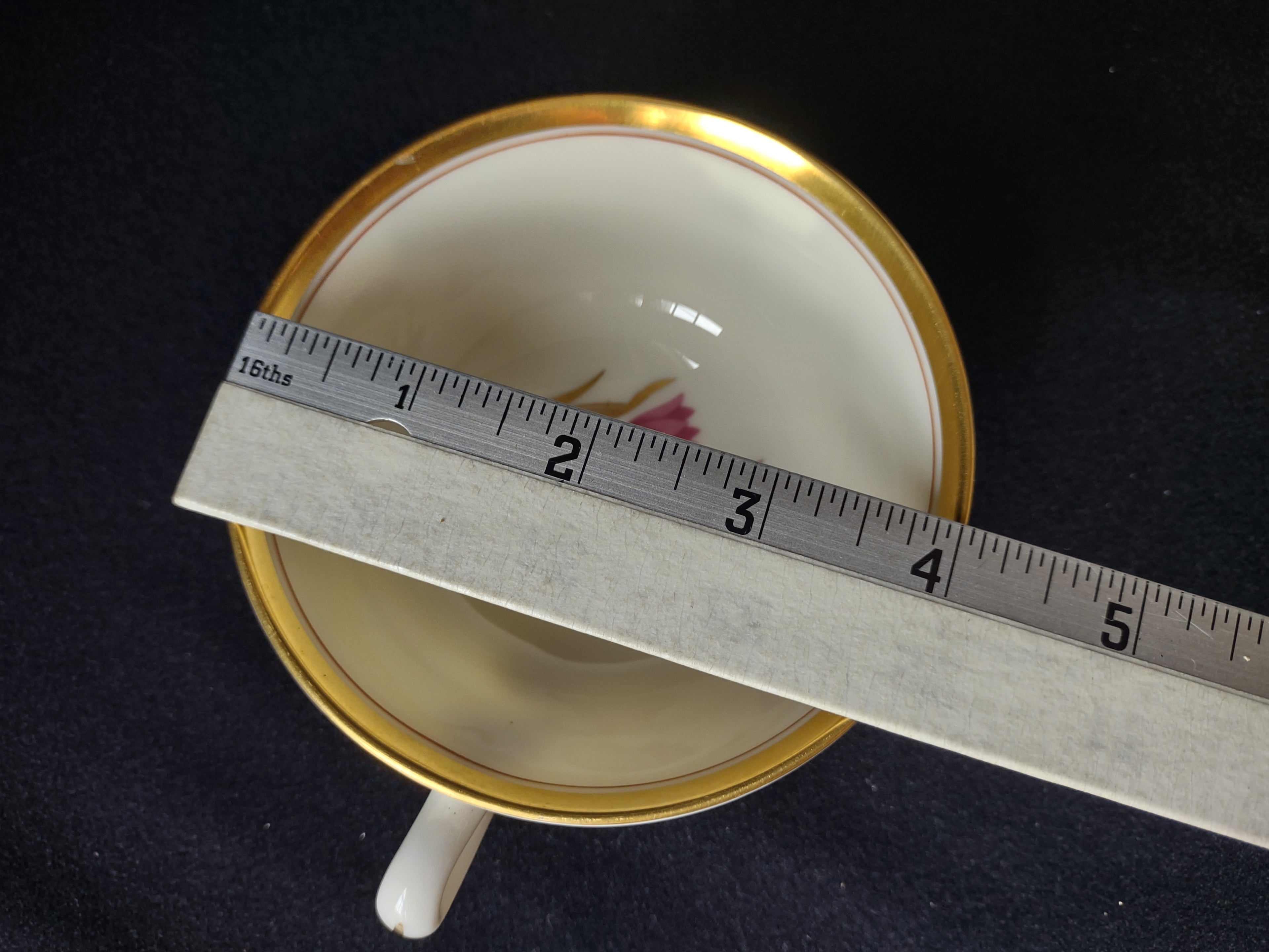 Vintage Lenox Bradford Tulips Gold Trim Tea Cup with Saucer (lot 1827)