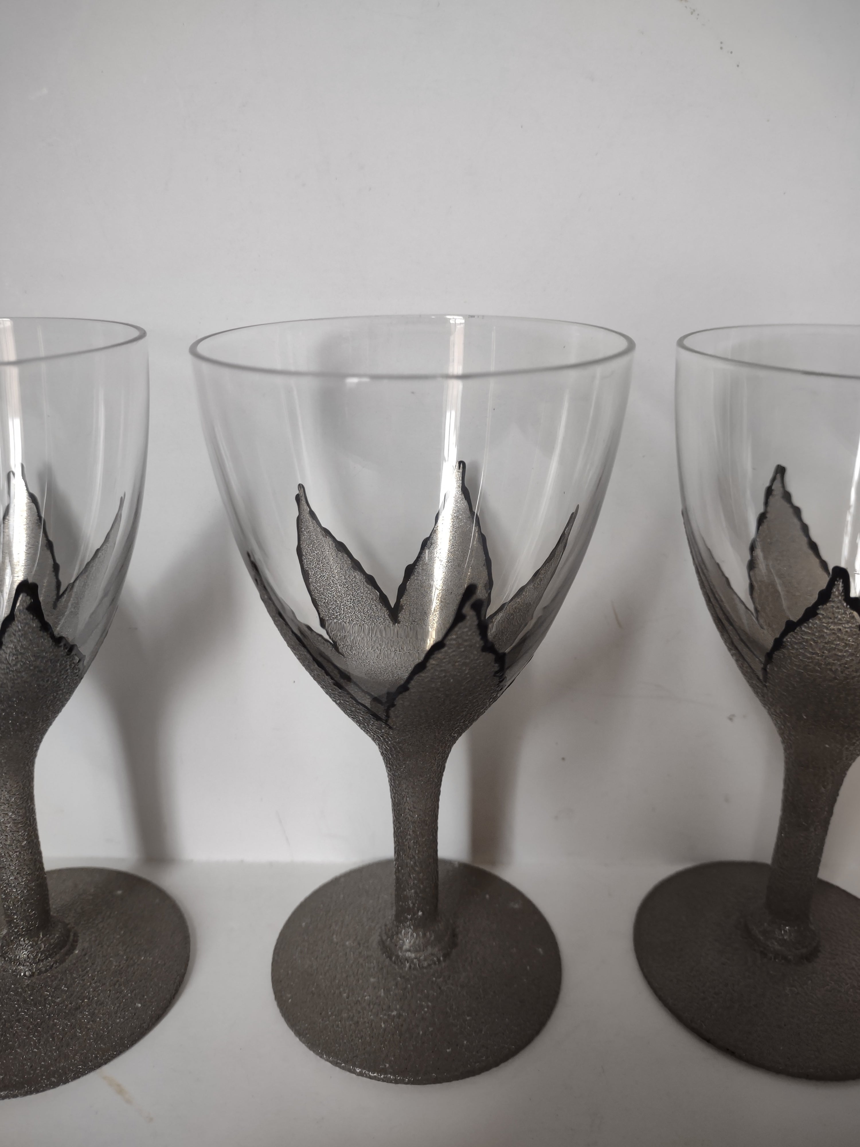 Set of 5 SMALL Vine Glass Black Grey Flower Vintage MCM (lot 2748)