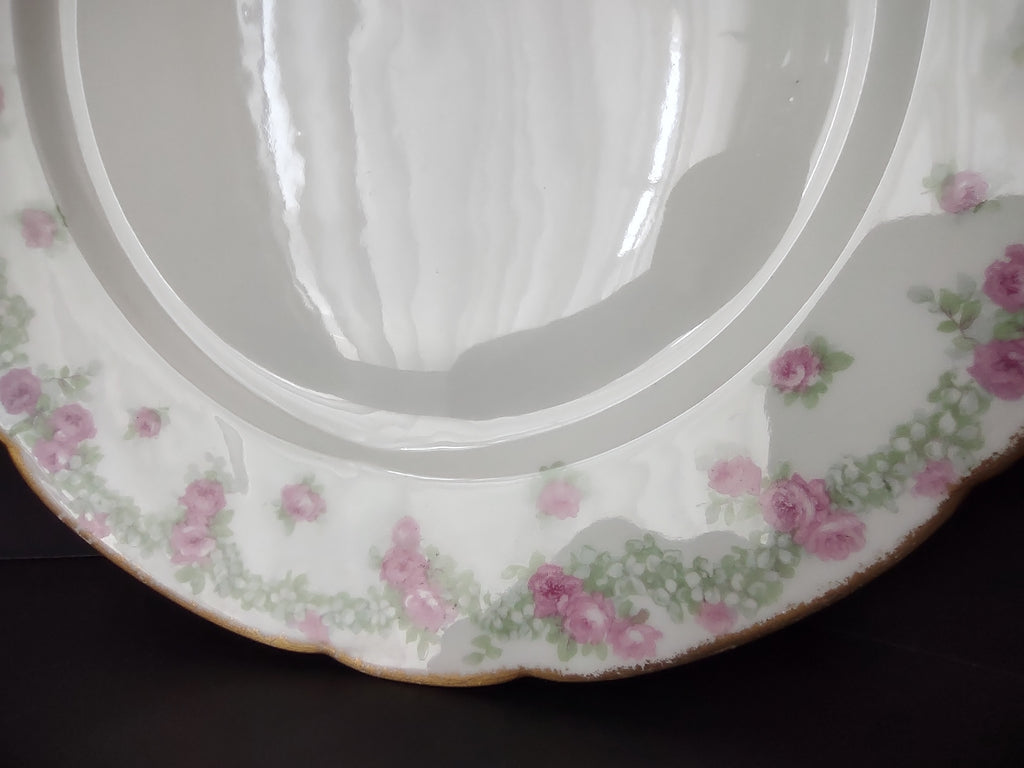 JP French Chic Floral Cottage Vintage Dinner Plate Rose Garland (lot 836)