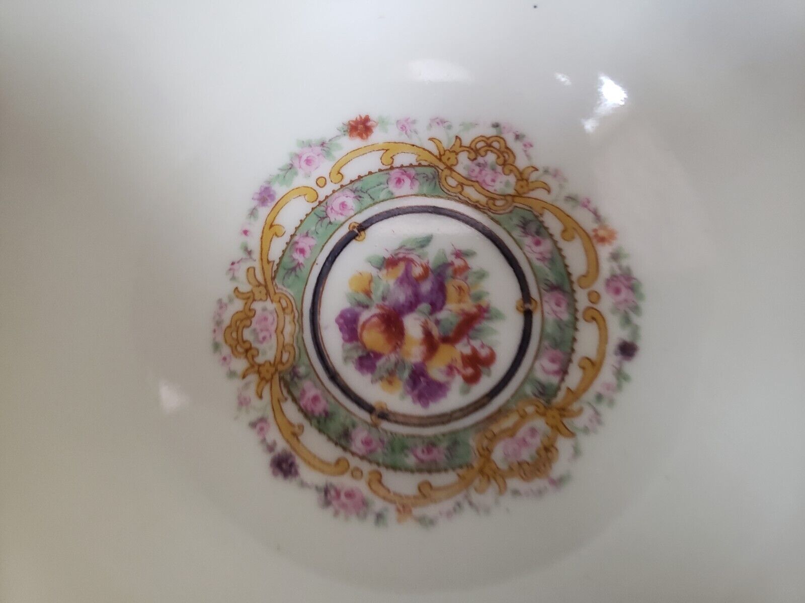 Haviland Limoges France Teacup Gold Trim Shamballe Fruit Rose Garland (lot 619)