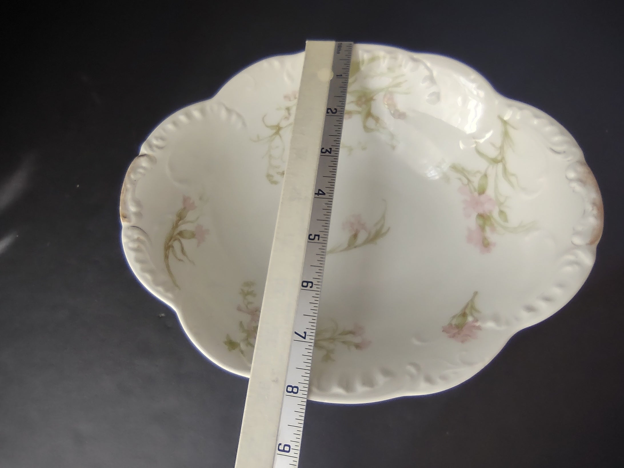 Haviland Limoges Gold Trim Handles Pink Cornflower Serving Bowl (lot 946)