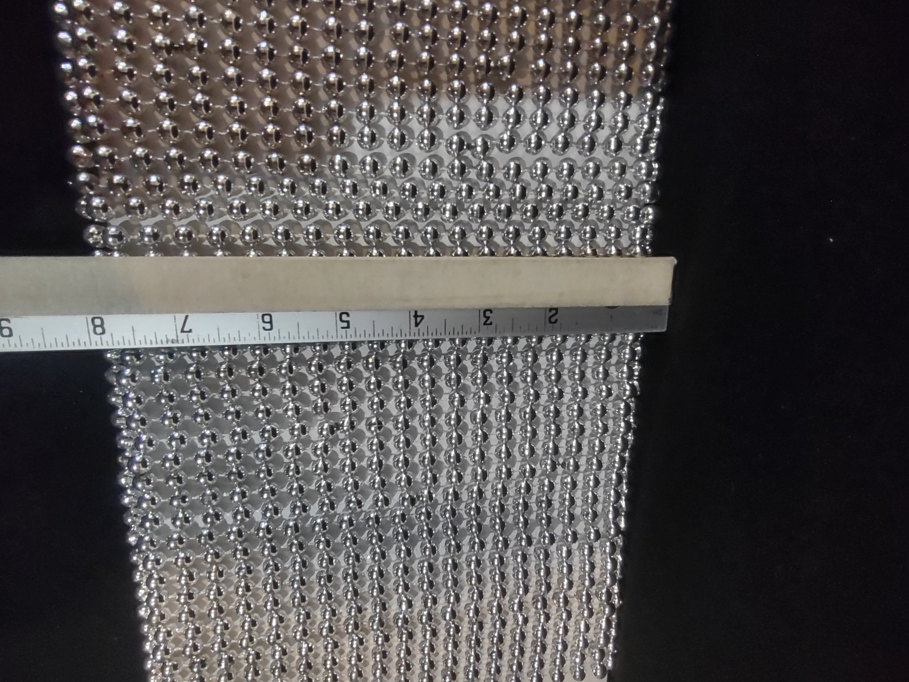 Christmas Silver Beaded Garland 64 Feet One Piece (Lot 4581)