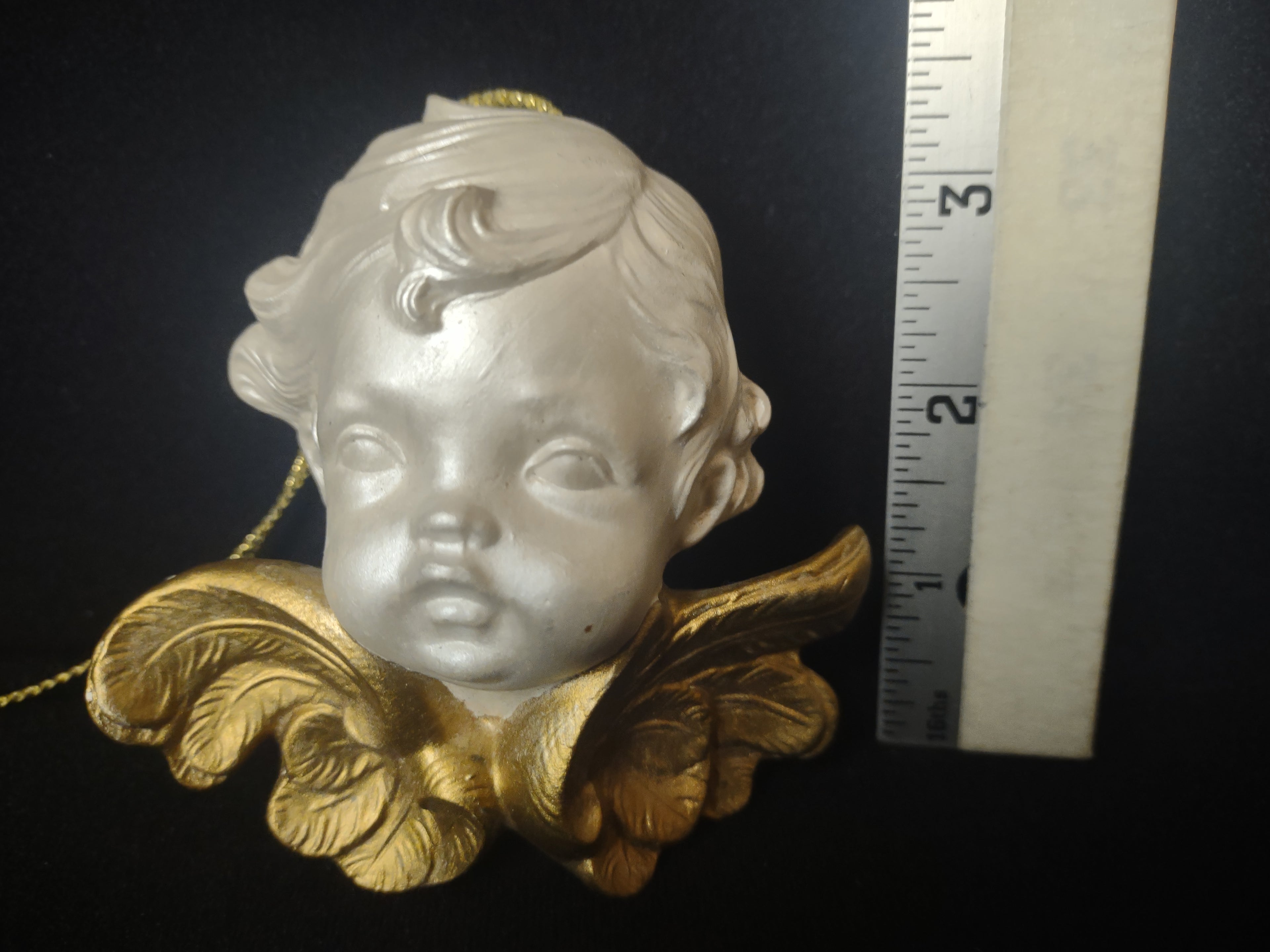 Scioto 1987 Vintage Cherub Ceramic Christmas Ornament (lot 1616)
