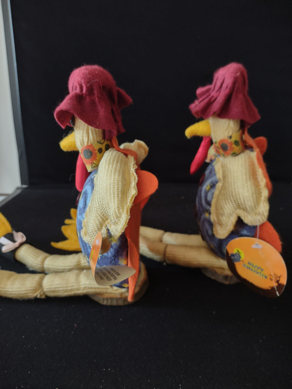 Halloween/Fall Seated Turkeys and 3" Candle Ring (Lot 3359)