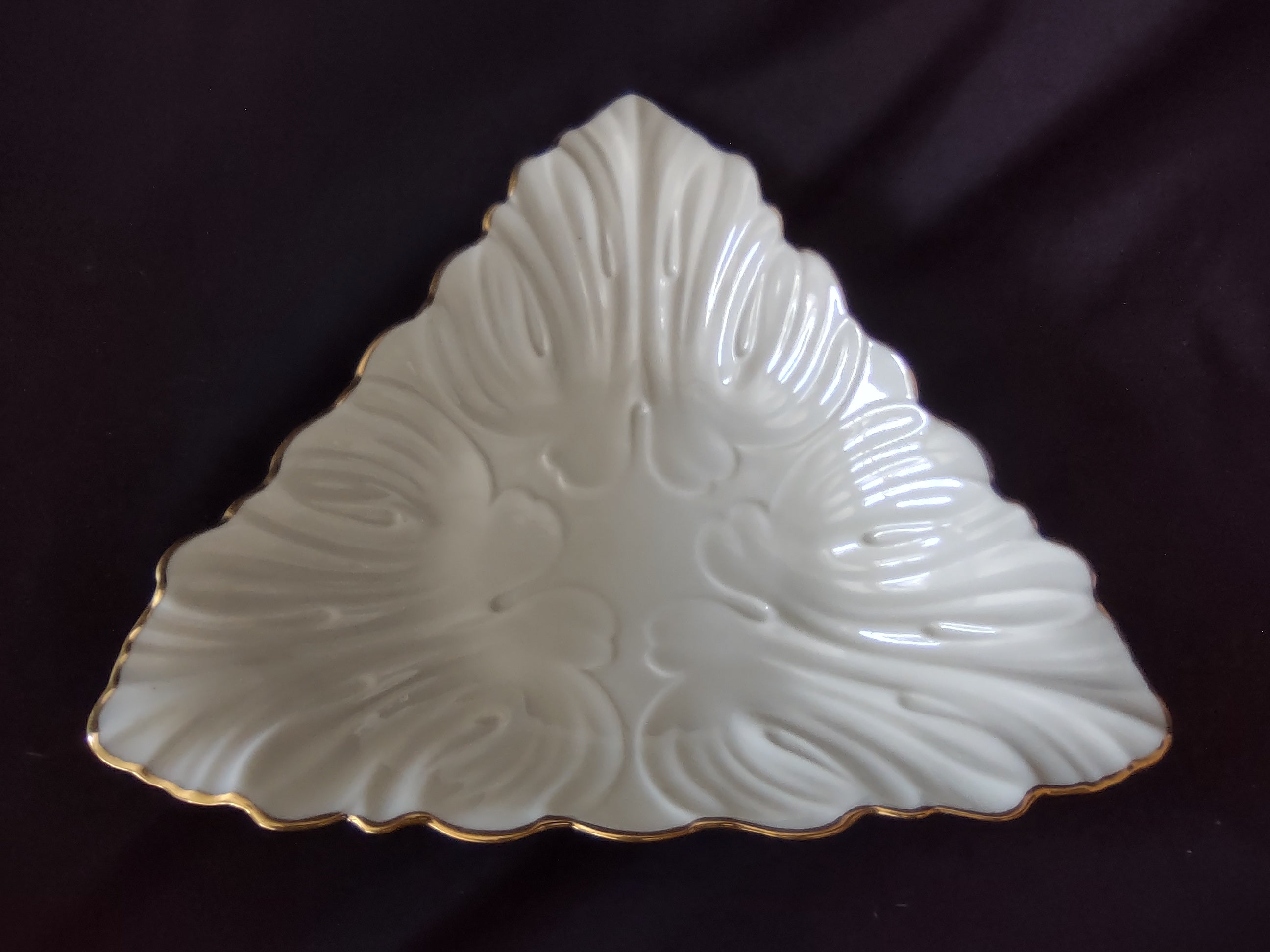 Vintage Lenox Serving Bowl Triangle (lot 1984)
