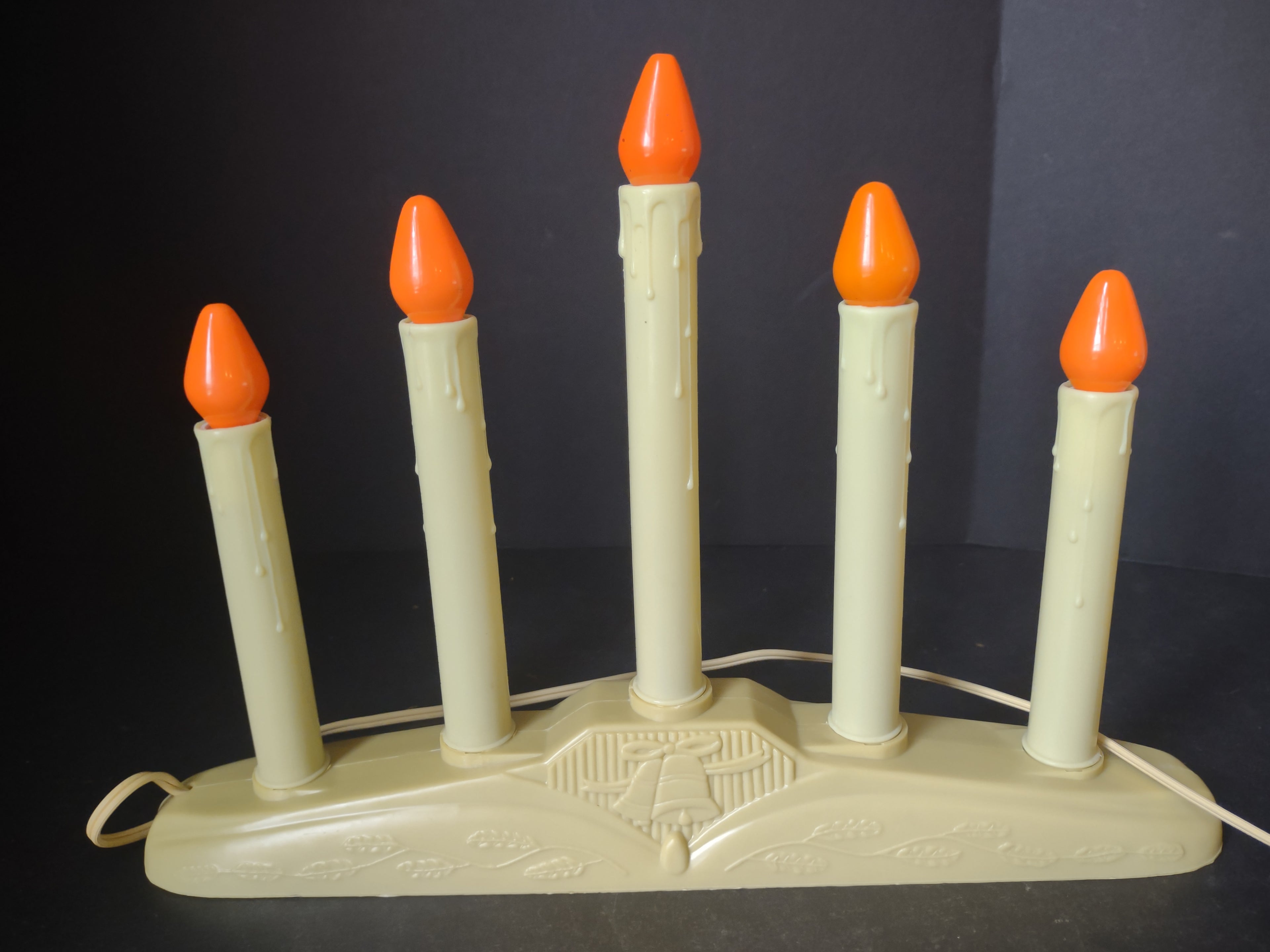 2 x Christmas Window 5 Candle Drip Orange Lights Bell Candelabra (lot 2302)