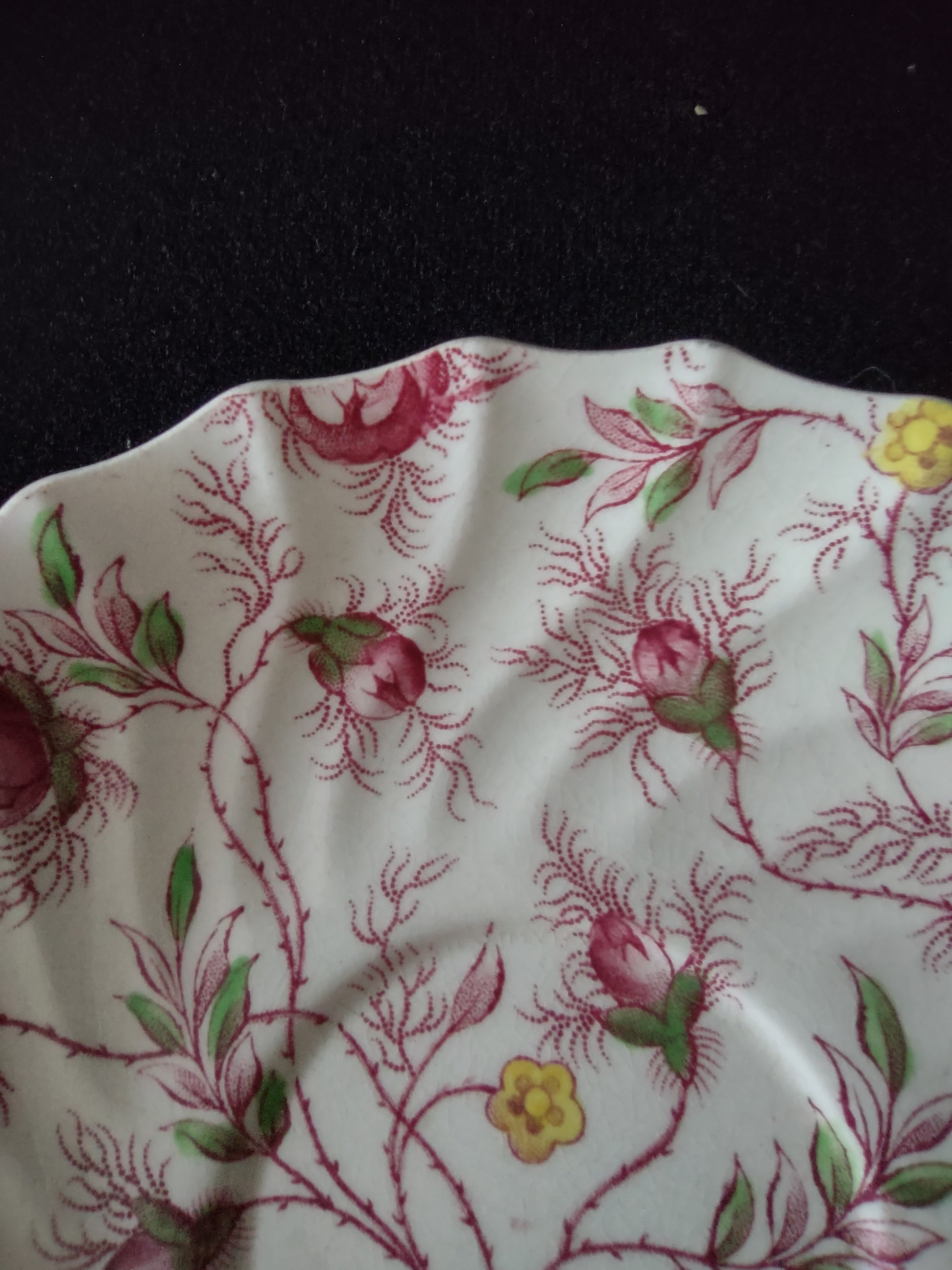 Vintage Copeland Spode Saucer Rosebud Chintz English Countryside (Lot 5772)