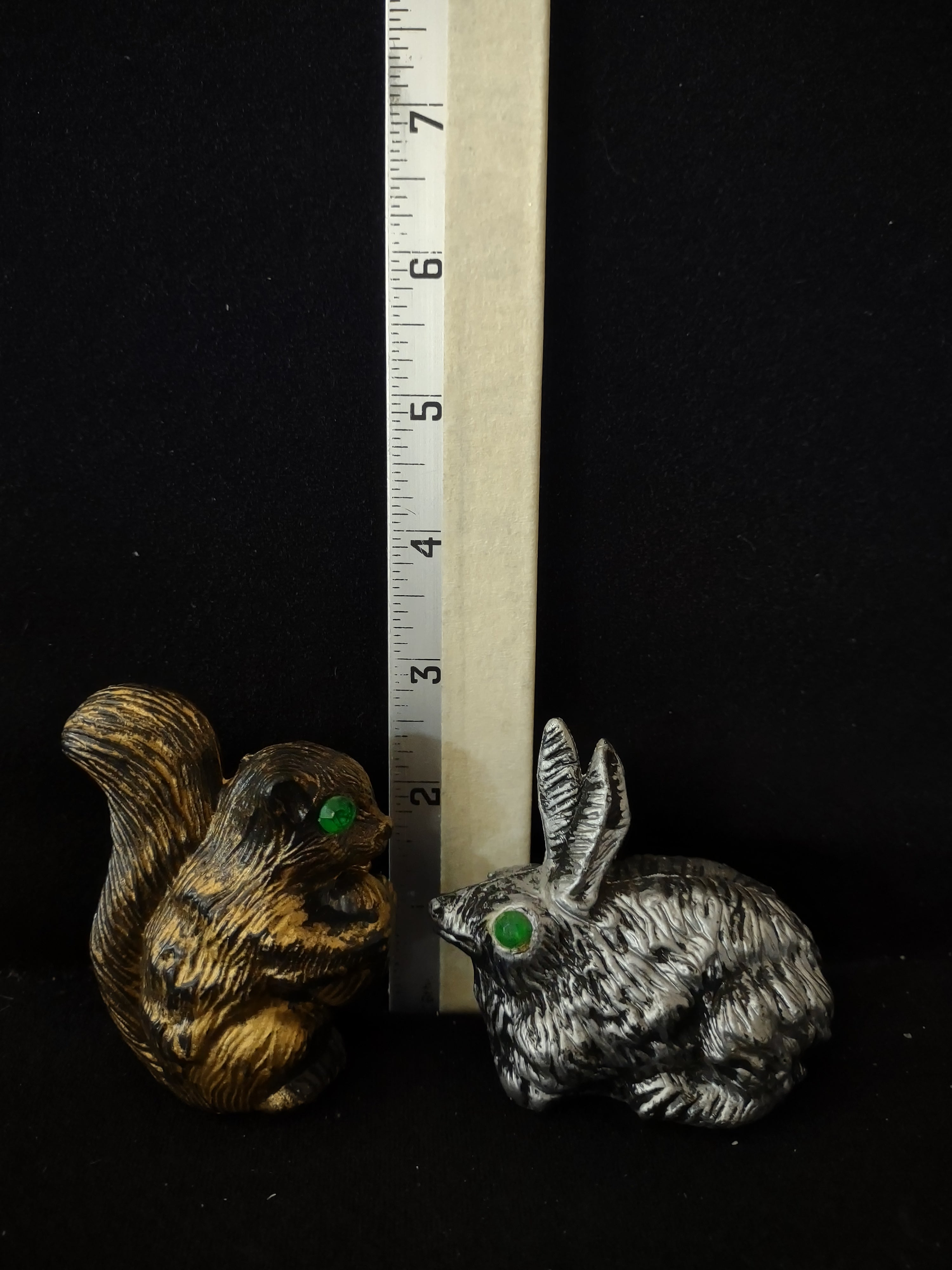 Vintage Rabbit Squirrel Resin Figurines Green Rhinestone Eyes Murphy (Lot 3939)