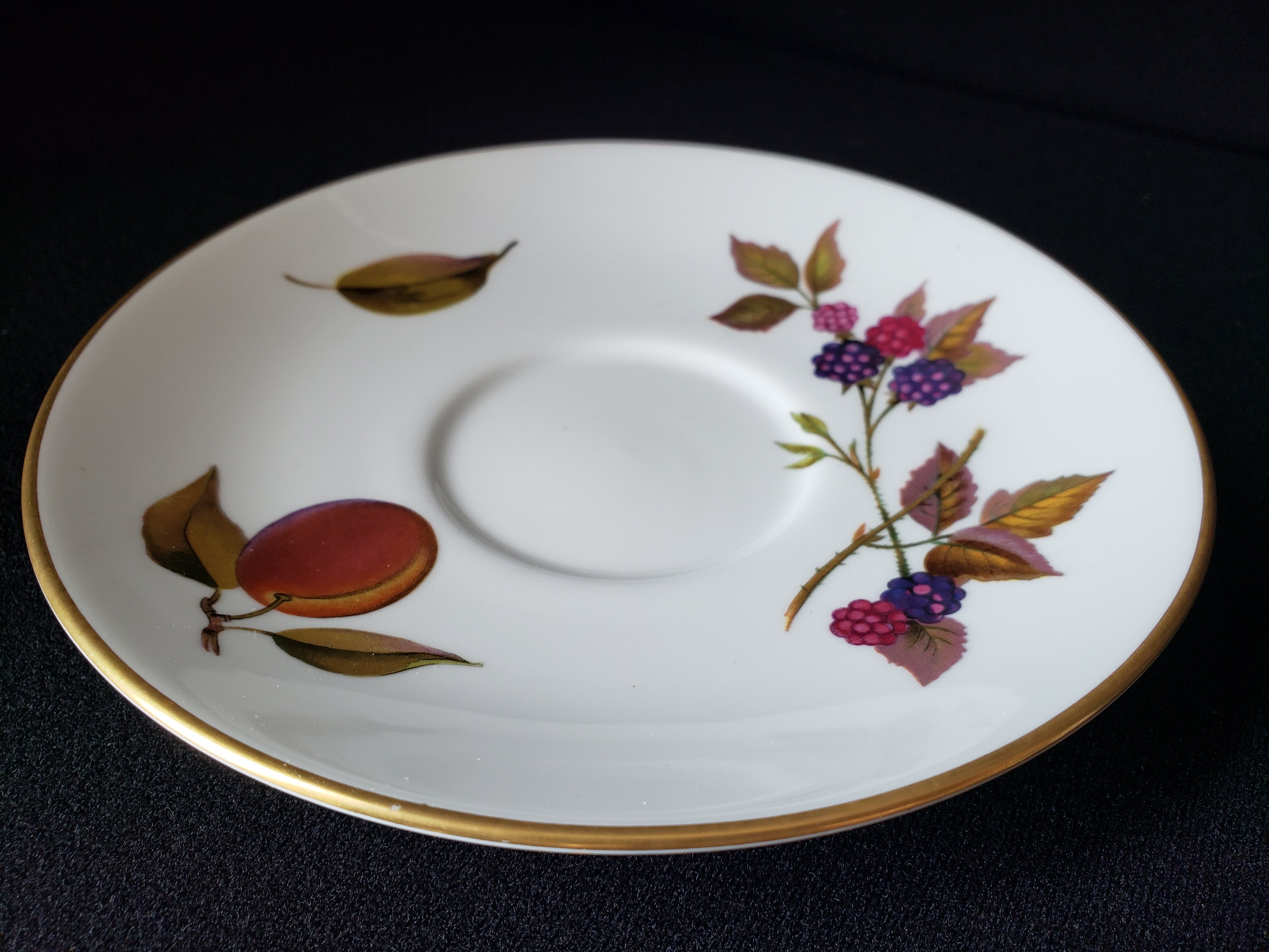 Vintage Royal Worcester Astral Saucer ONLY (lot 2082)