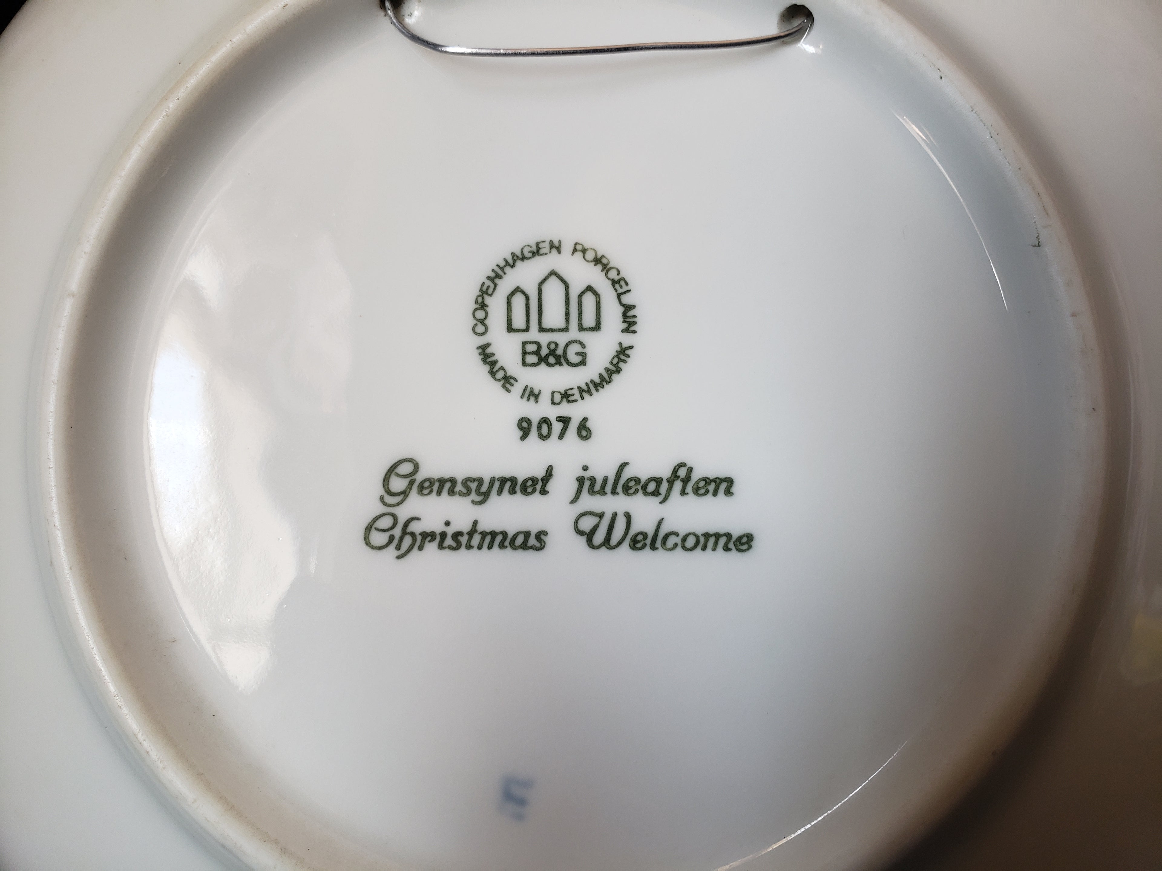 B & G Copenhagen Porcelain Wall Plate Christmas Welcome (lot 2193)