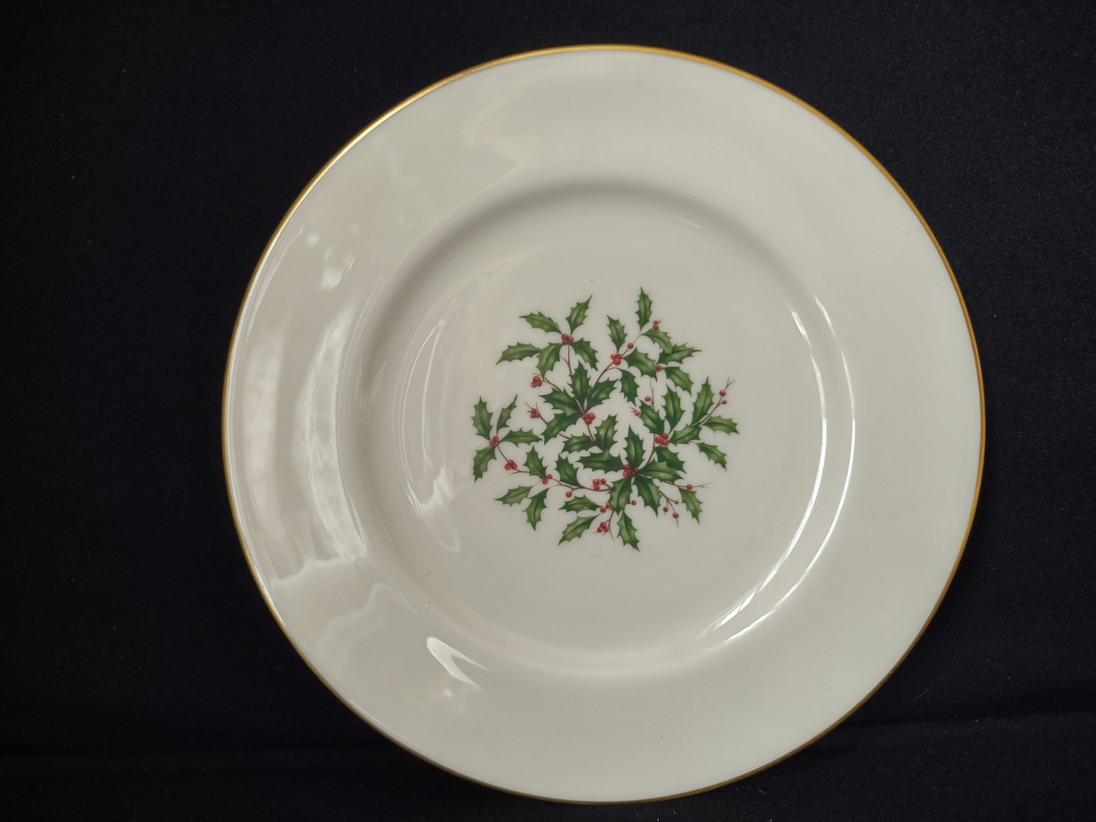 Vintage Lenox Special Holly Design Gold Trim Dinner Plate 10-1/2" (lot 1904)