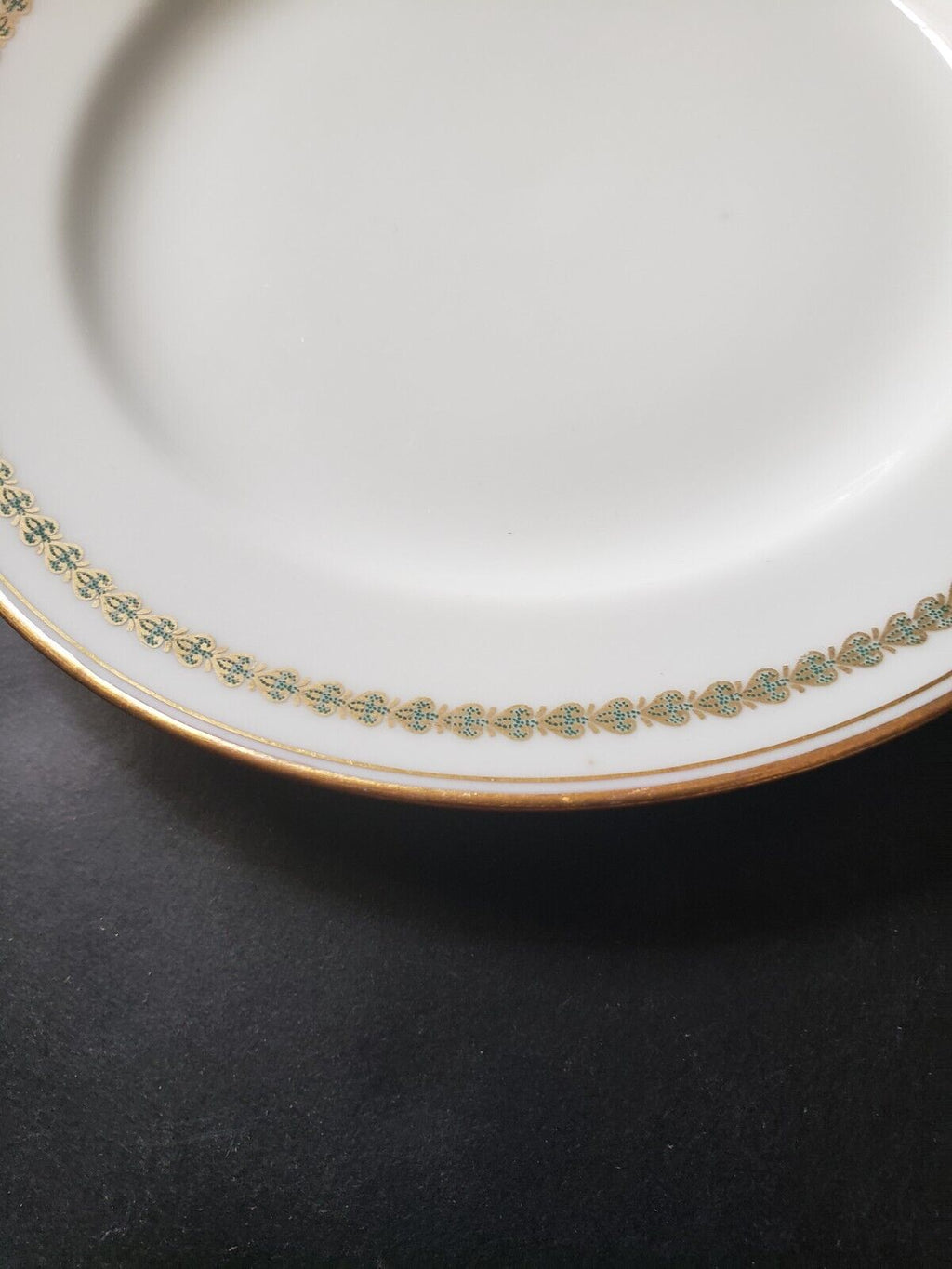 Haviland Limoges Green Hearts Gold Trim Bread/Butter Plate 6" (lot 591)