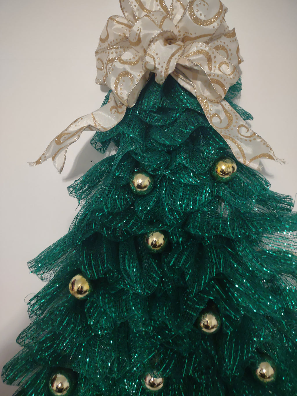 Handmade Ribbon Green Christmas Tree w/ Ornaments Flat Hang on Wall 22" (lot 1295)