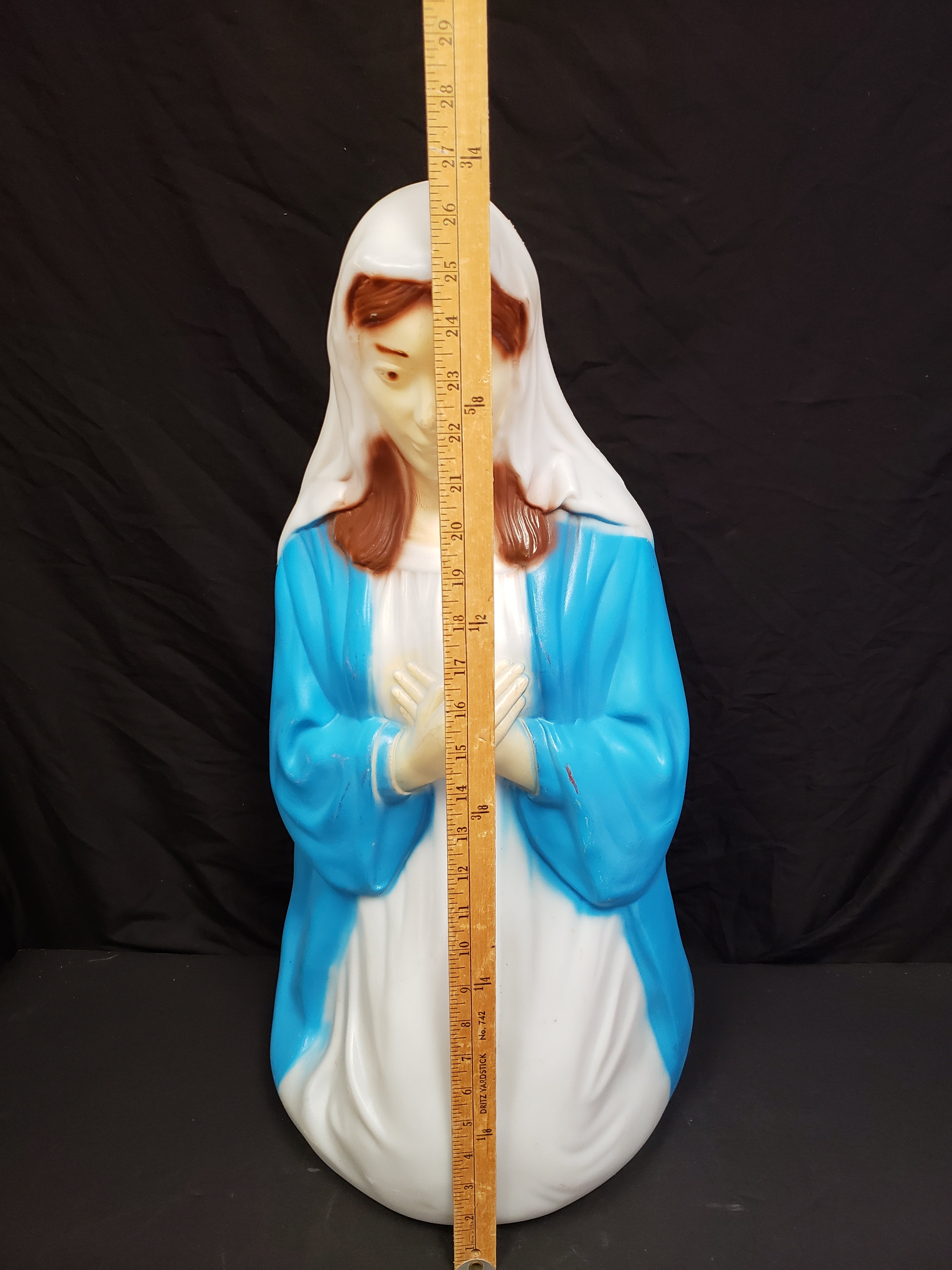 Vintage Christmas Outdoor Blue Open Eyes Mary Blow Mold 27" (lot 2265)
