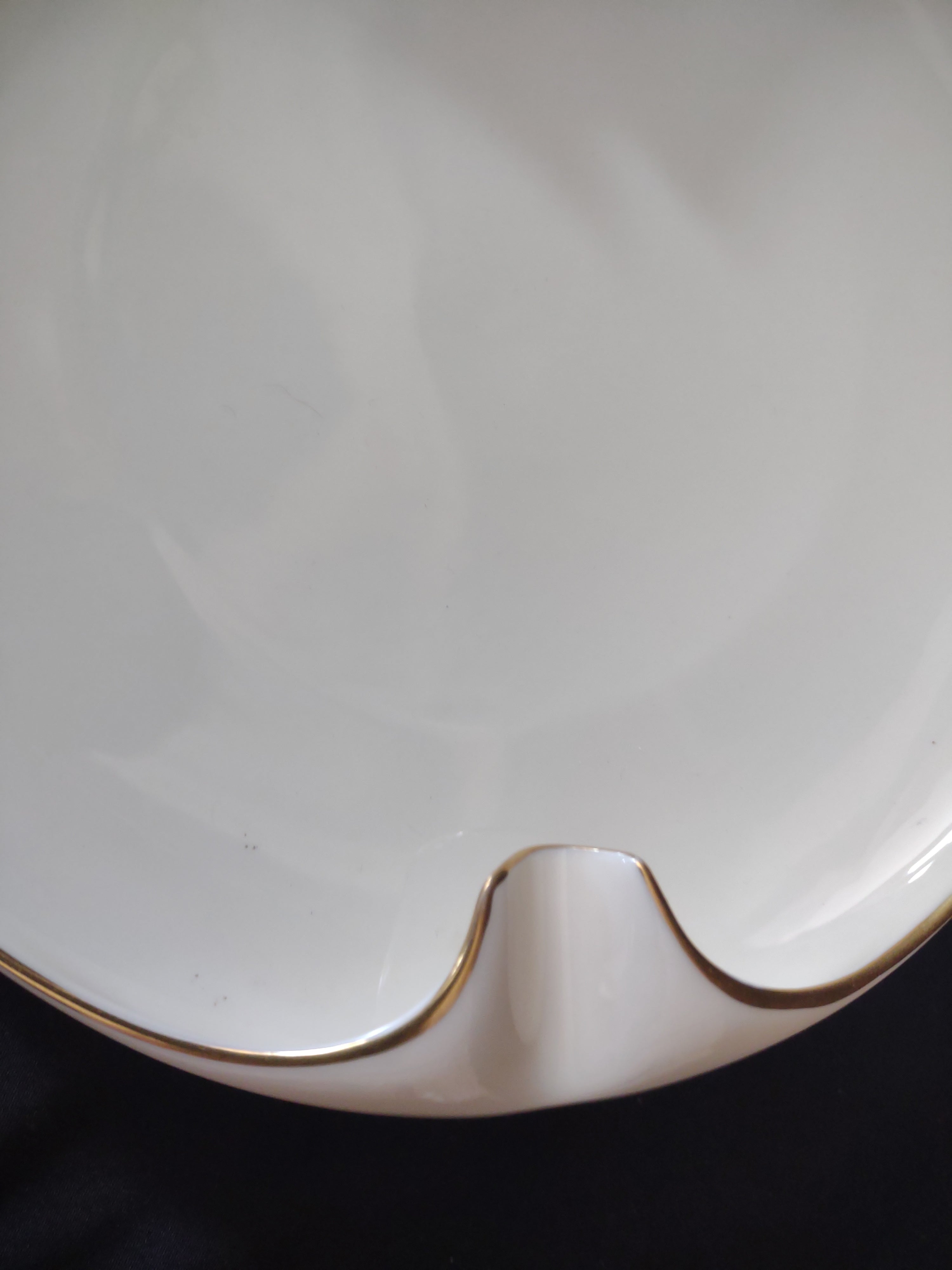 Vintage Lenox MCM Porcelain Gold Trim Ashtray 8" (lot 1980)