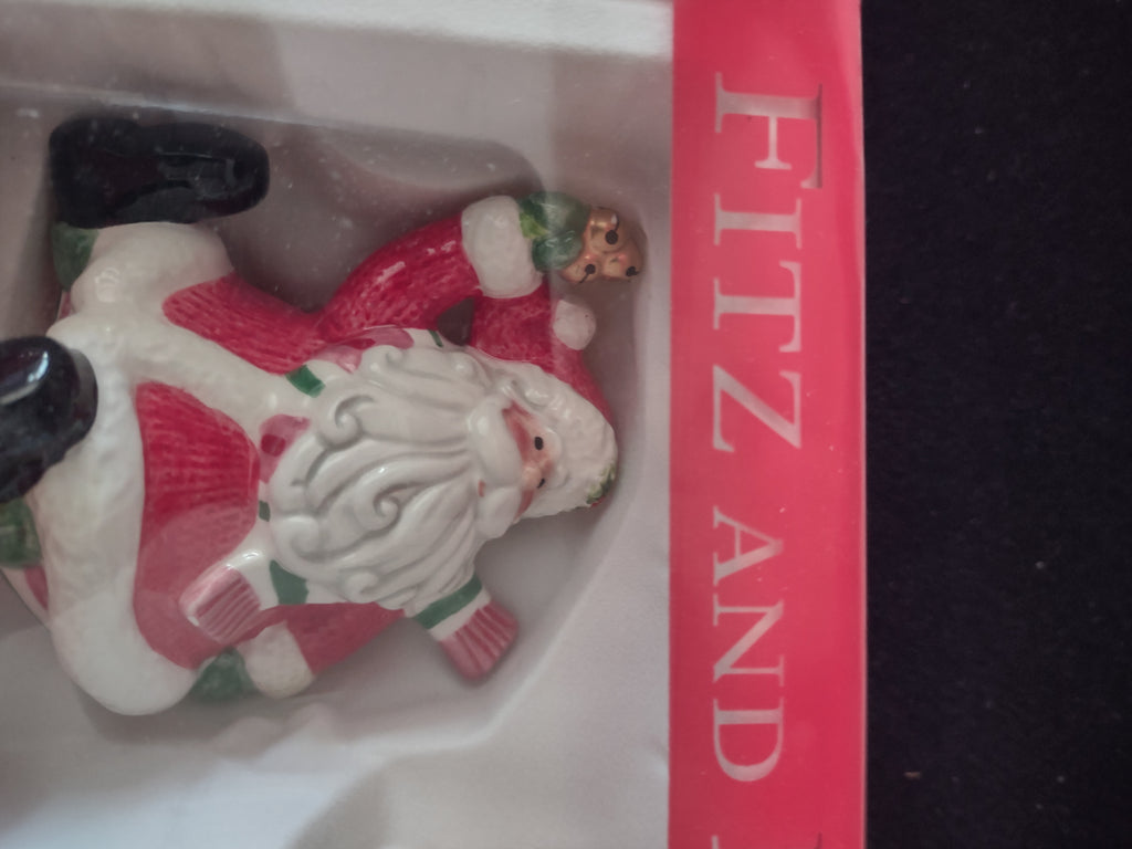 Fitz Floyd Christmas Jingle Be Merry Santa Gift Salt Pepper Shaker (Lot 3513)