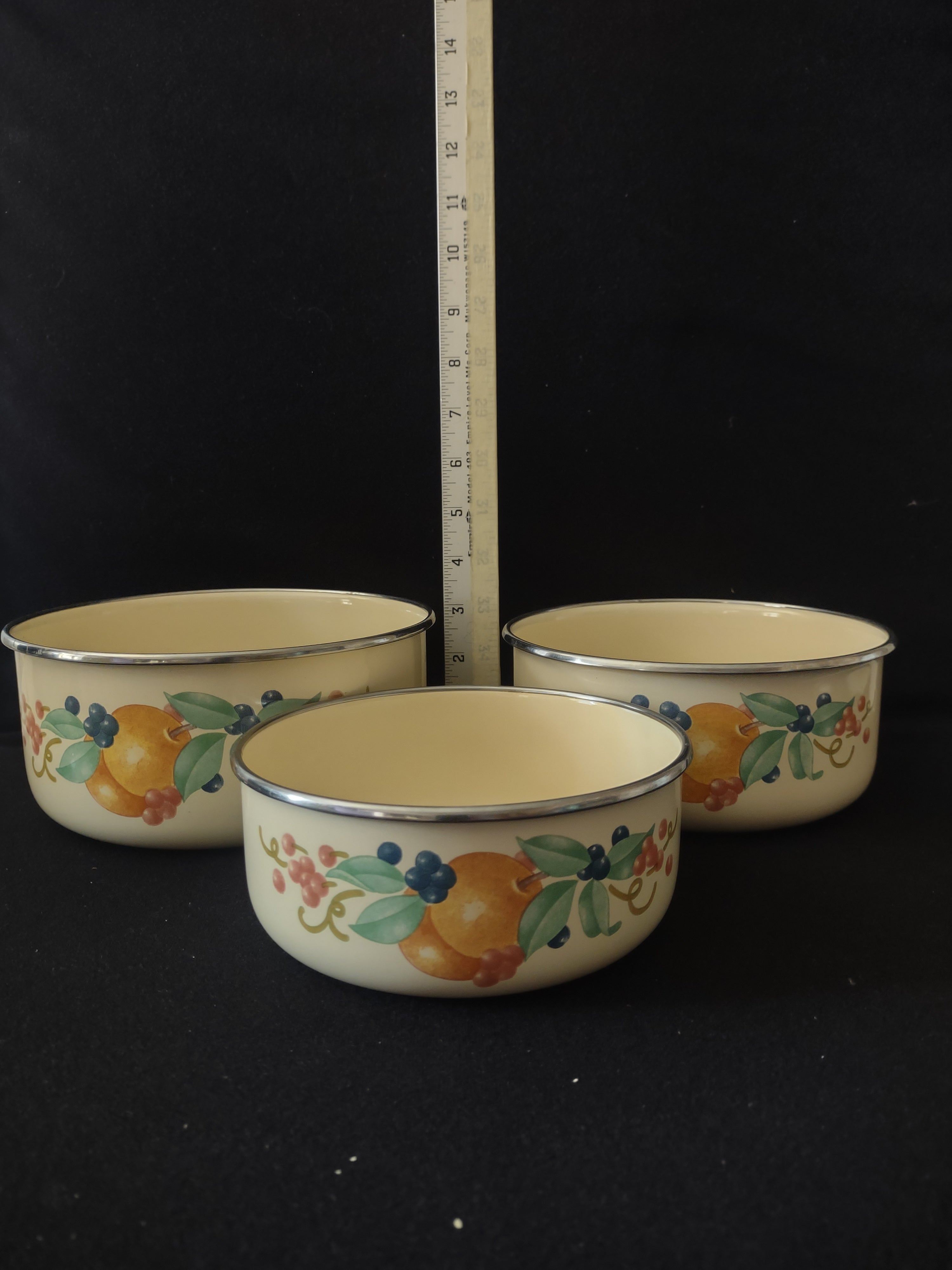 Vintage Lincoware Enamelware Nesting Bowls X 3 (Lot 2955)