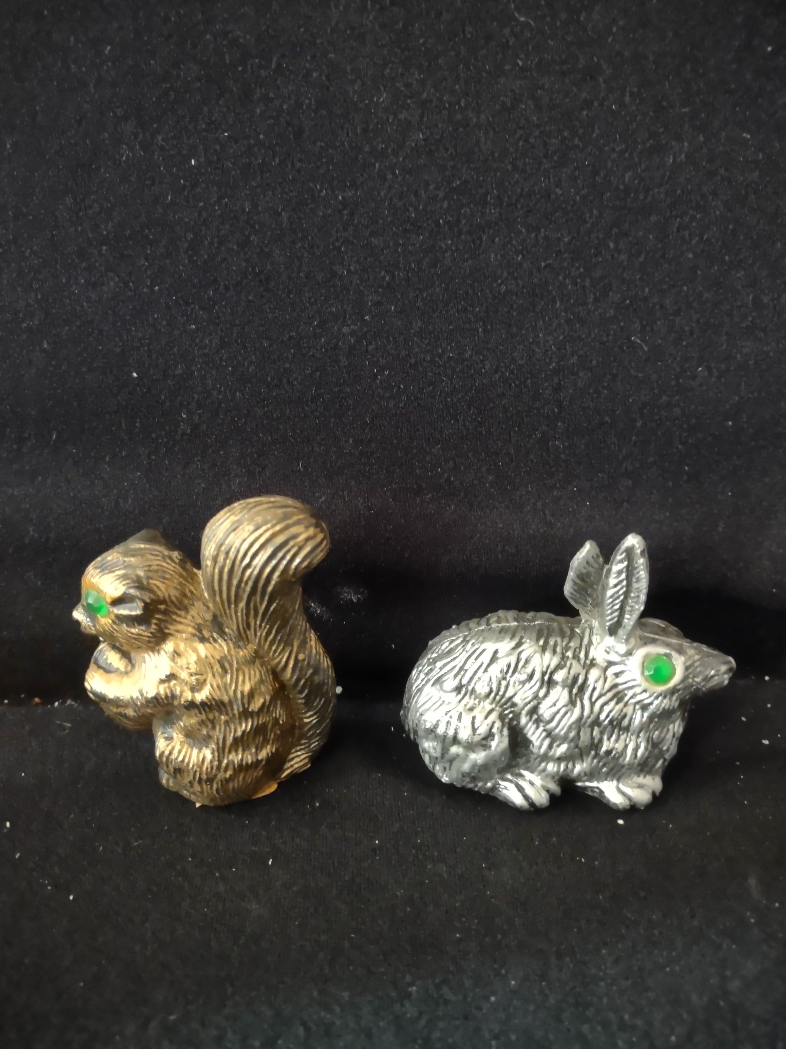 Vintage Rabbit Squirrel Resin Figurines Green Rhinestone Eyes Murphy (Lot 3939)