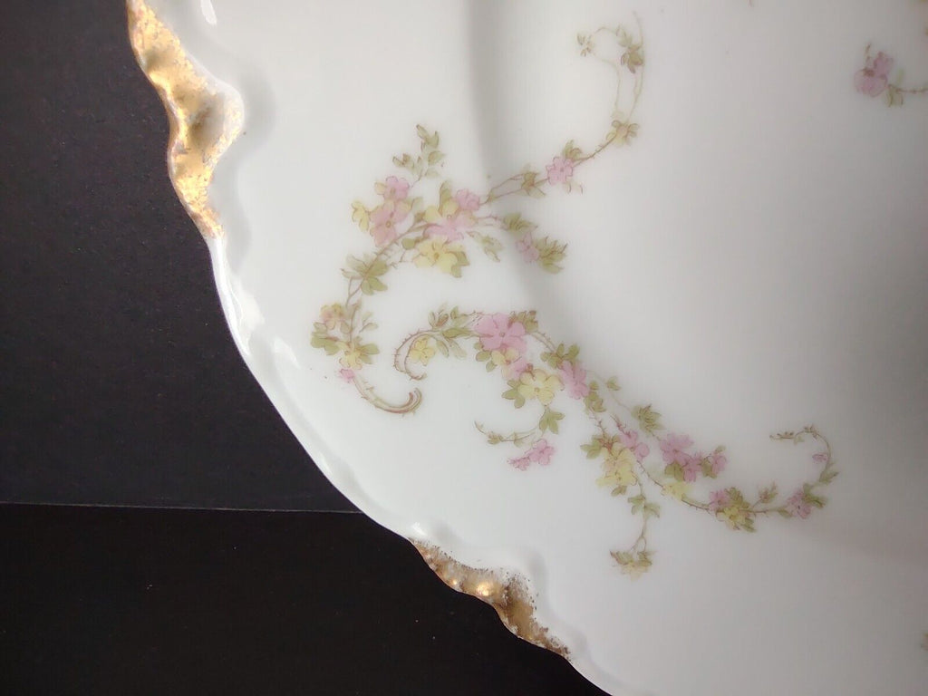 Haviland Limoges Roses Gold Trim Luncheon Salad Plate 8-1/2" (lot 359)