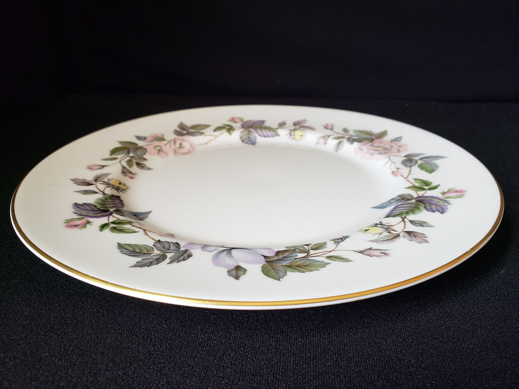 Vintage Royal Worcester June Garland Dinner Plate 10-1/2" (lot 2131)