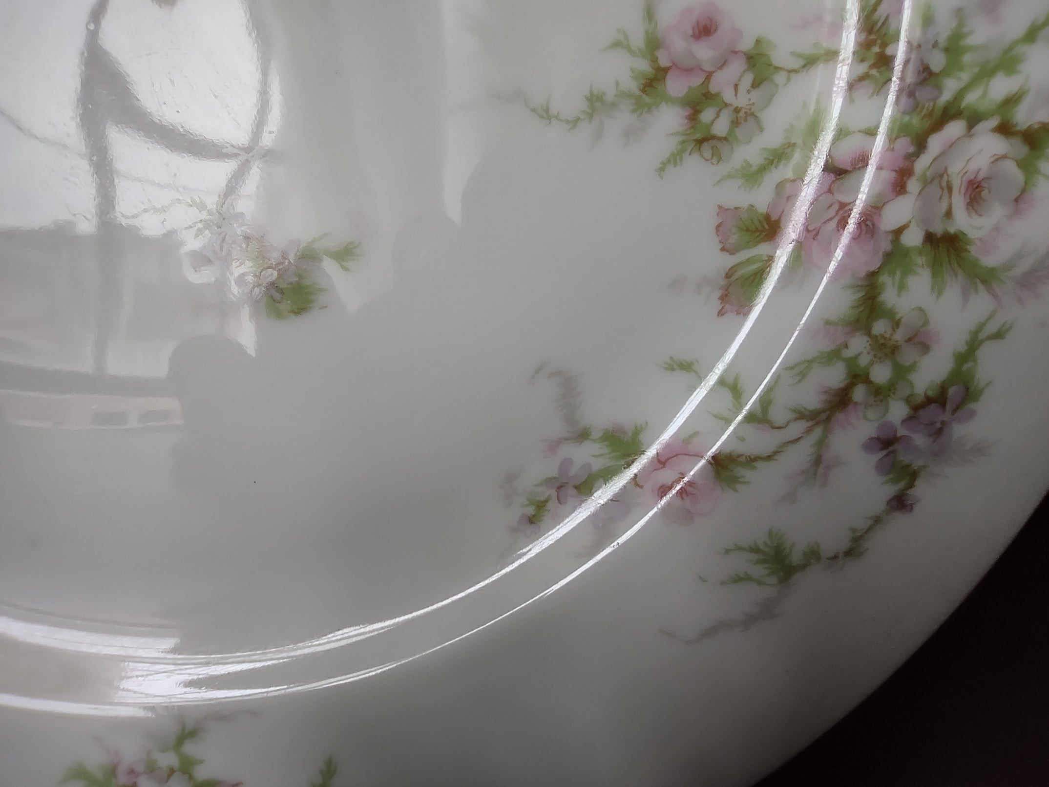 Haviland Limoges Dinner Plate 9-3/4" Pink White Cabbage Rose Moss (lot 909)