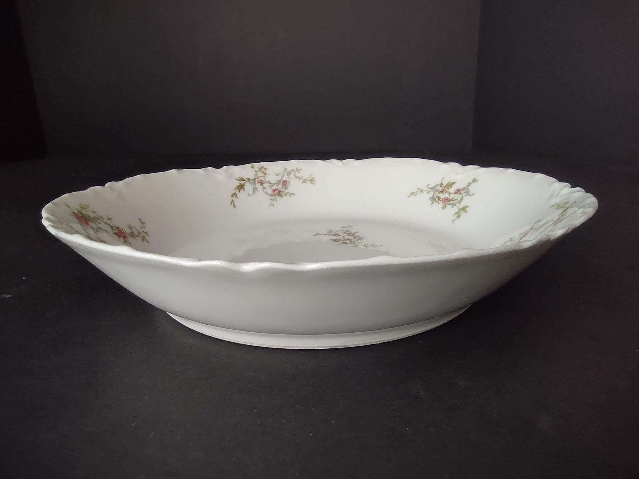 Haviland Limoges Cream Soup Plate White Scalloped Edge Rose Blue Ribbon (lot 855
