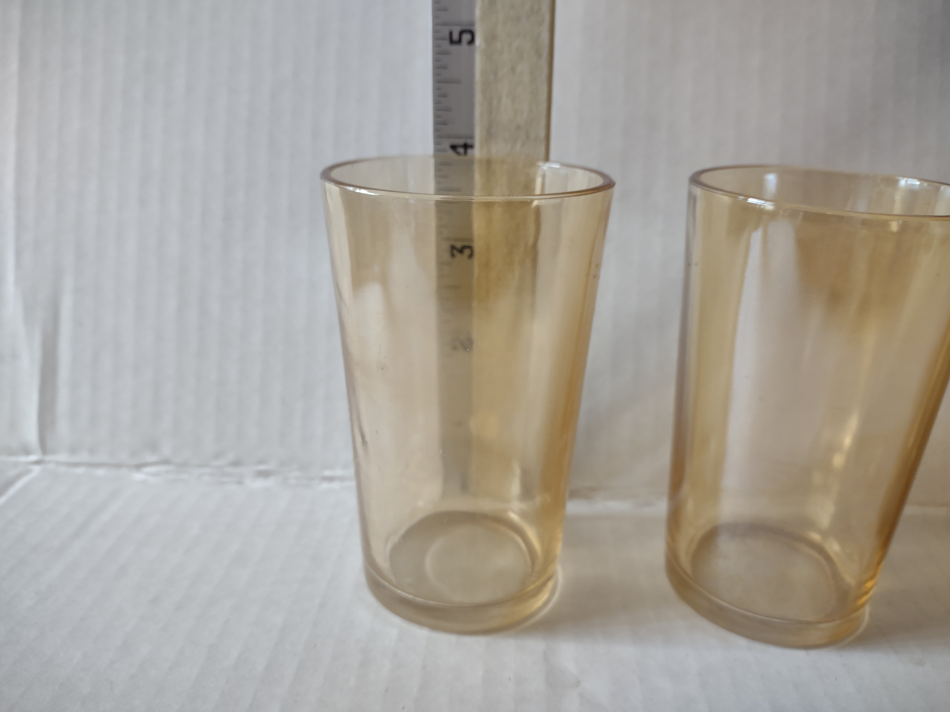 Vintage Carnival Glass Amber Small 4" Drinking Glass x 4 (lot 5167)