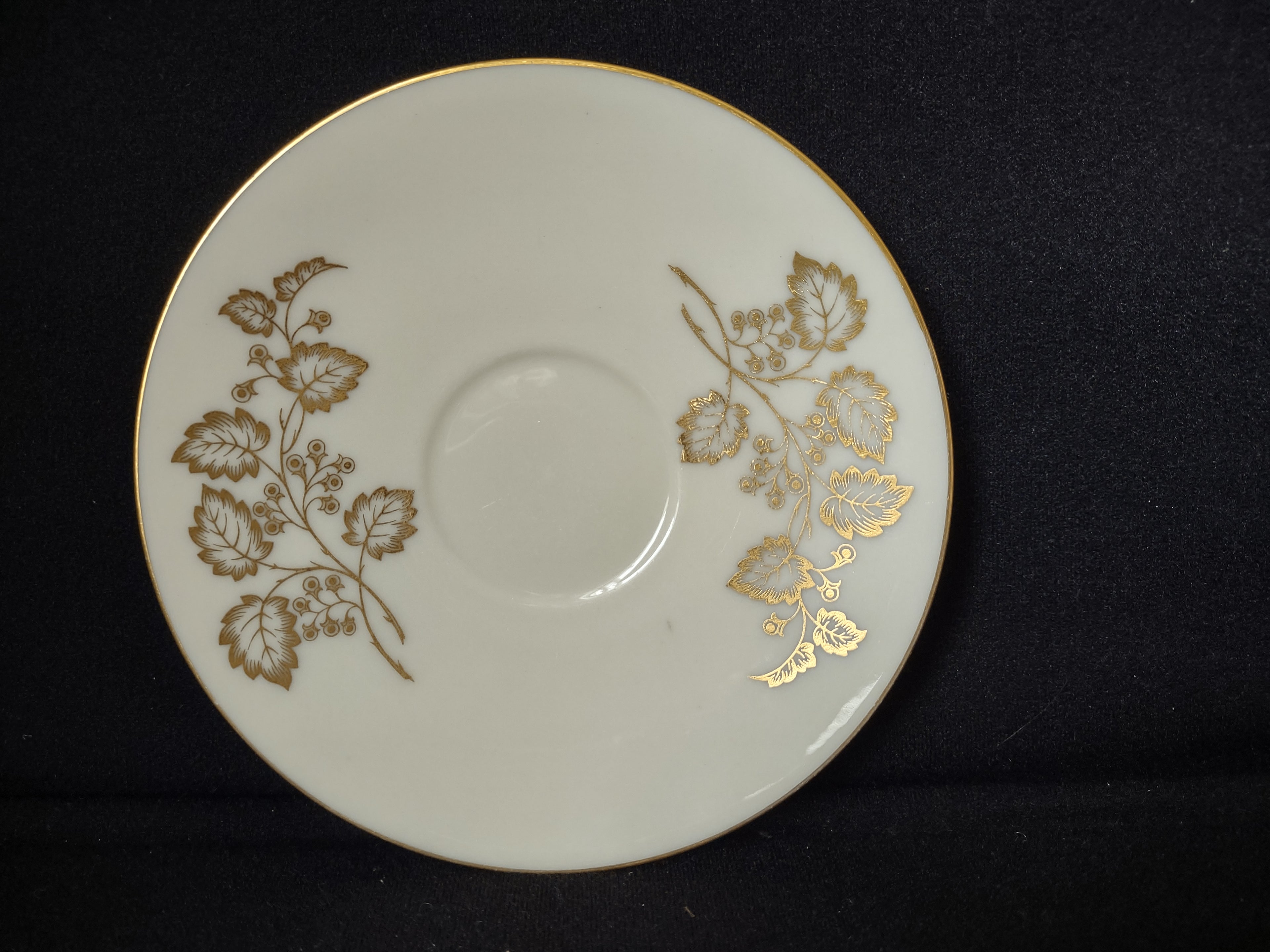 Vintage Lenox T-426 Saucer ONLY (lot 1900)