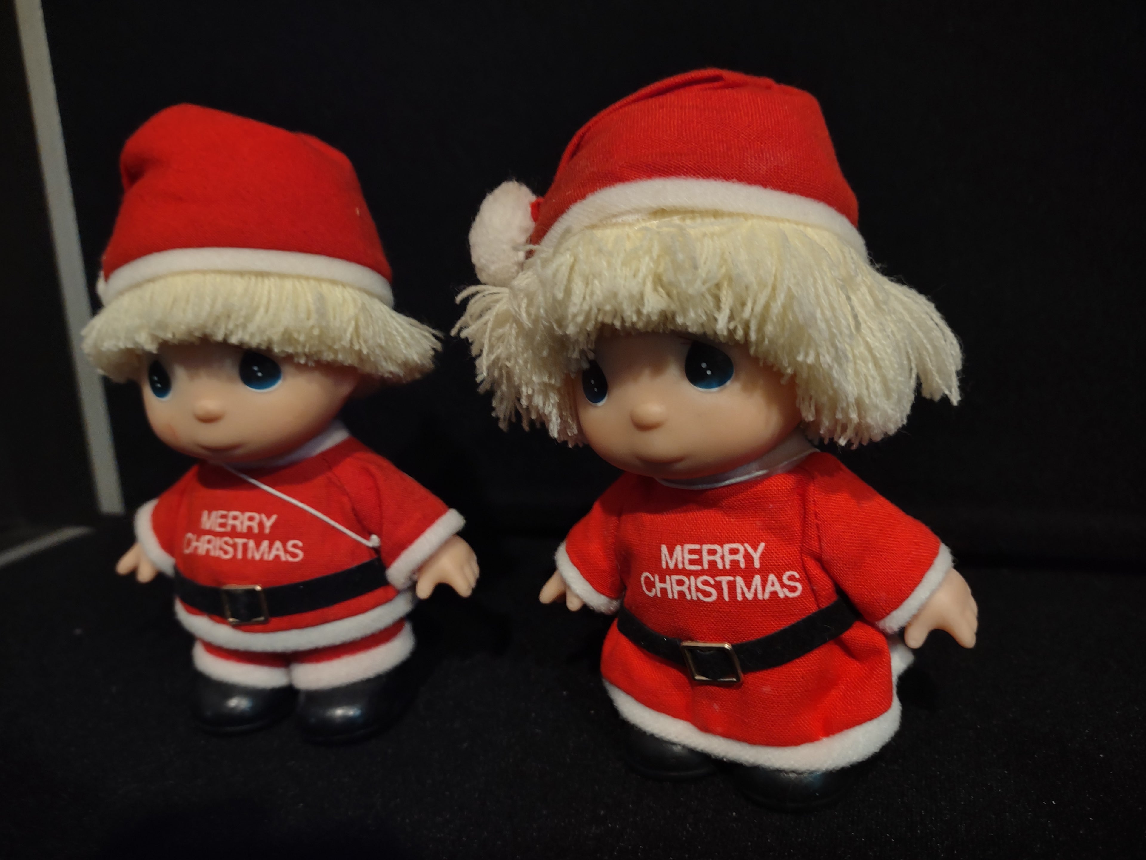 Vintage Christmas Precious Moments Hi Babies Santa Boy and Girl (lot 2446)