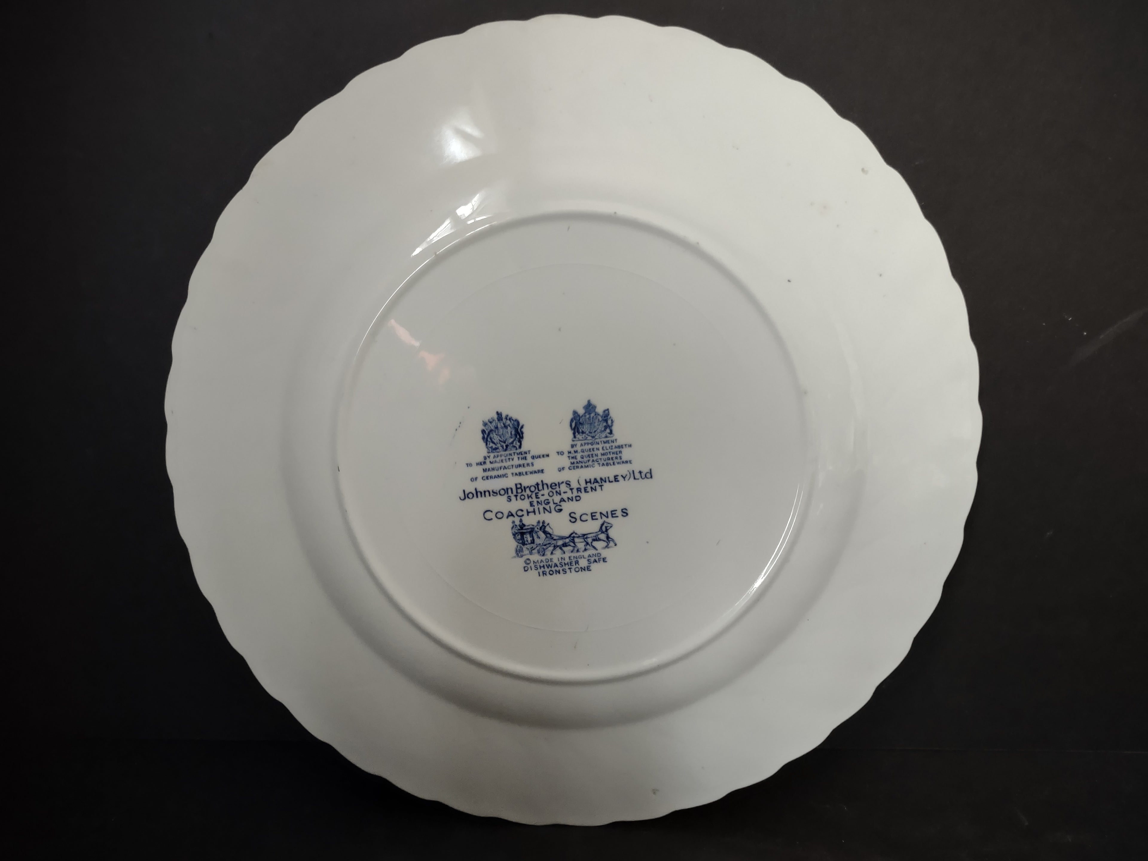Vintage Ironstone Coaching Scenes Johnson Bros Dinner Plate (lot 5562)