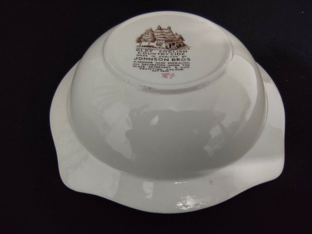 Vintage Johnson Bros Olde English Countryside Serving Bowl Brown (lot 5527)
