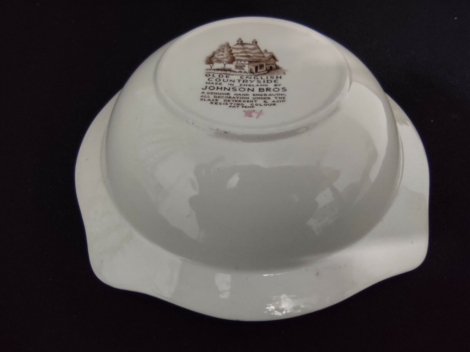 Vintage Johnson Bros Olde English Countryside Serving Bowl Brown (lot 5527)